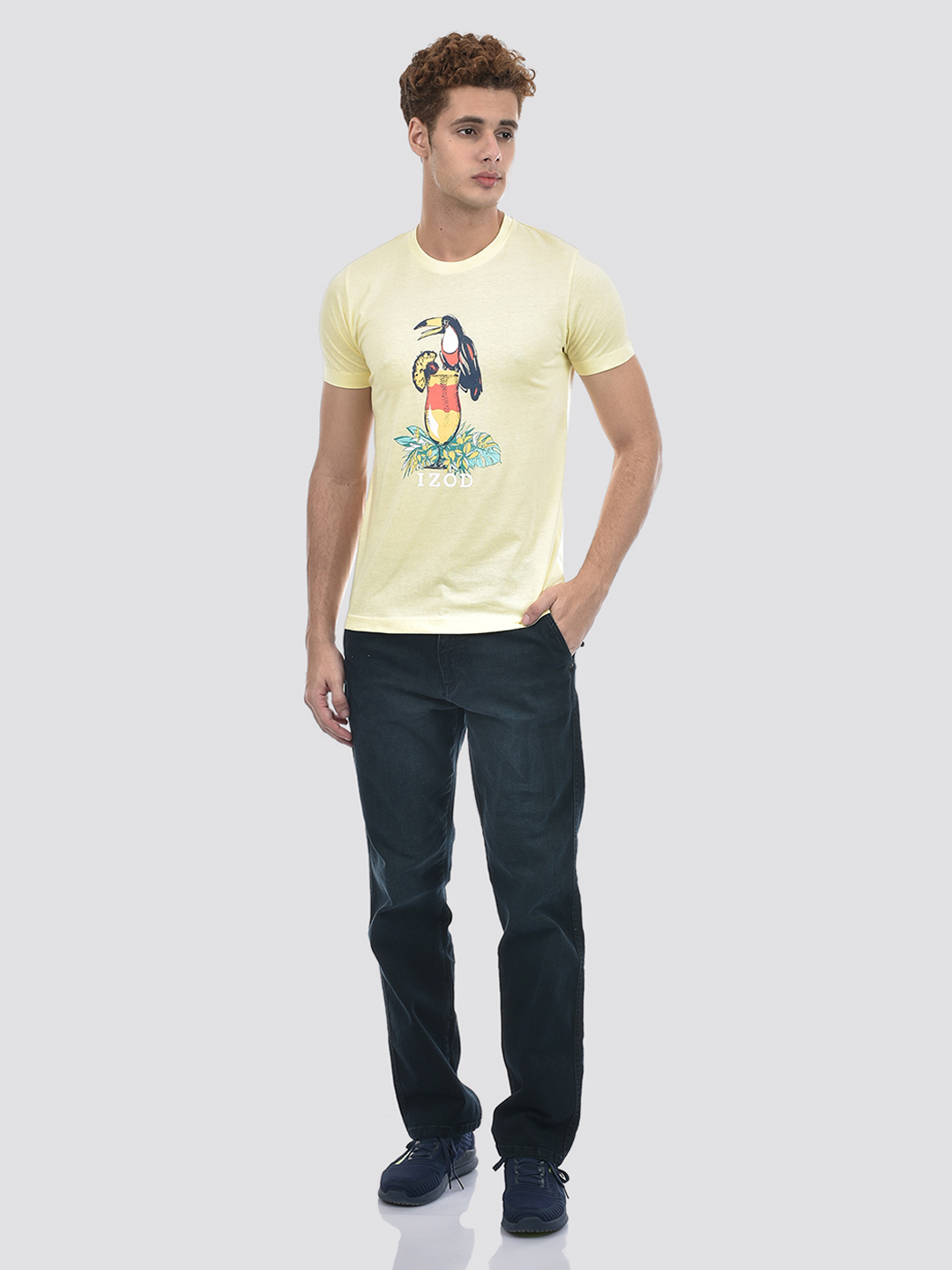 Izod Men's Graphic Print Yellow Round Neck T-Shirt