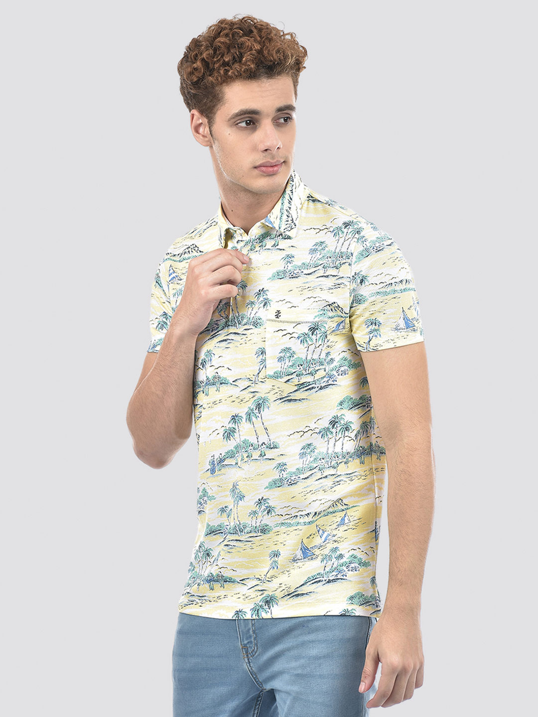 Izod Men's Graphic Print Yellow Polo T-Shirt