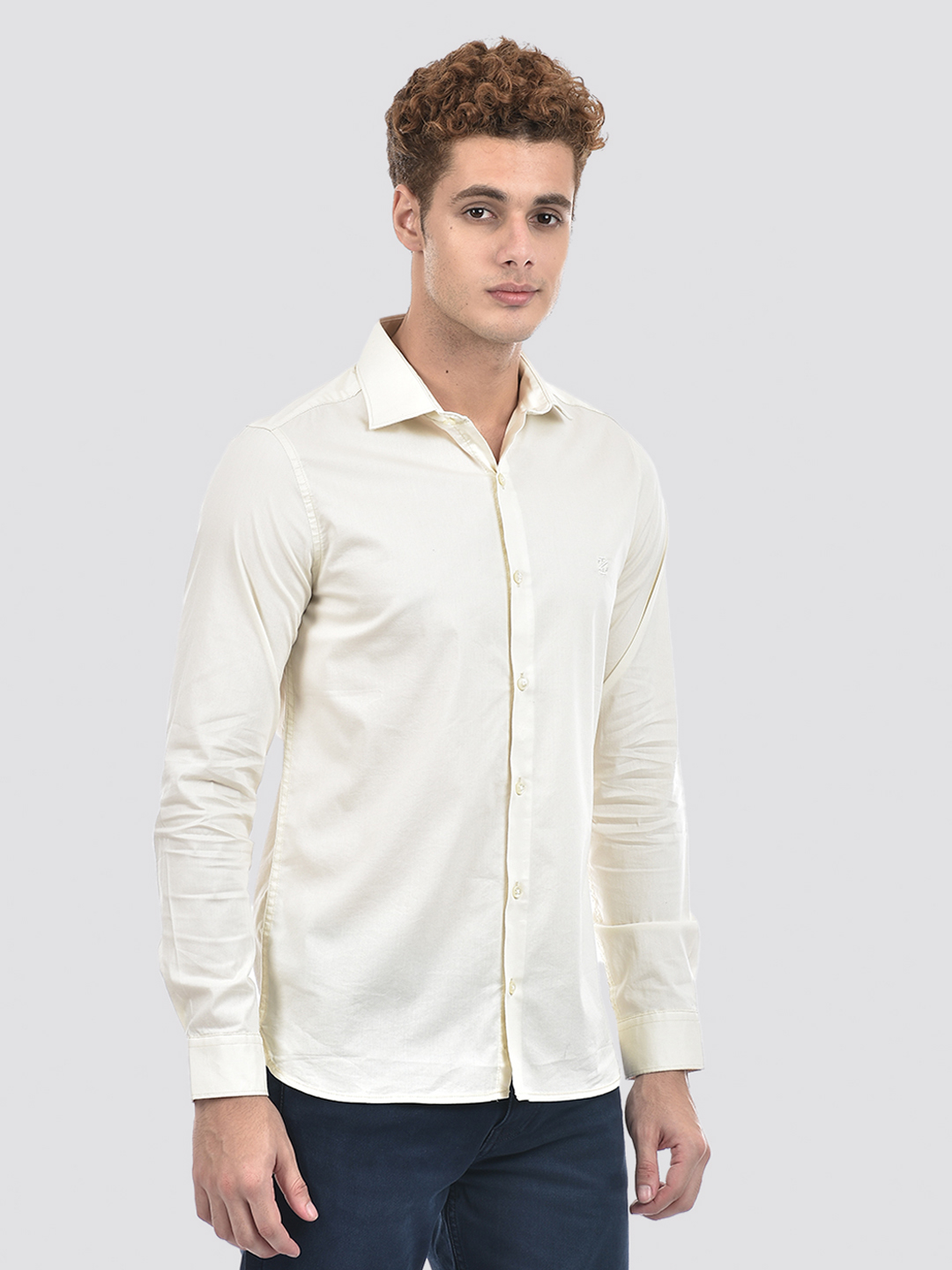 Izod Men's Full Sleeve Solid Off White Shirt