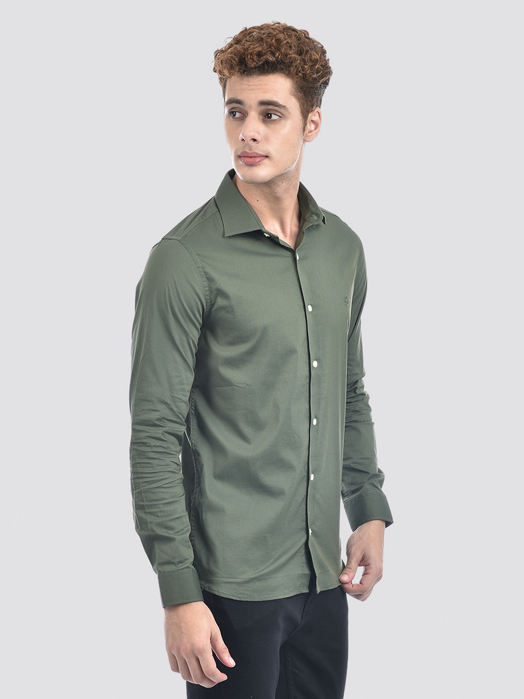 Izod Men's Full Sleeve Solid Green Shirt
