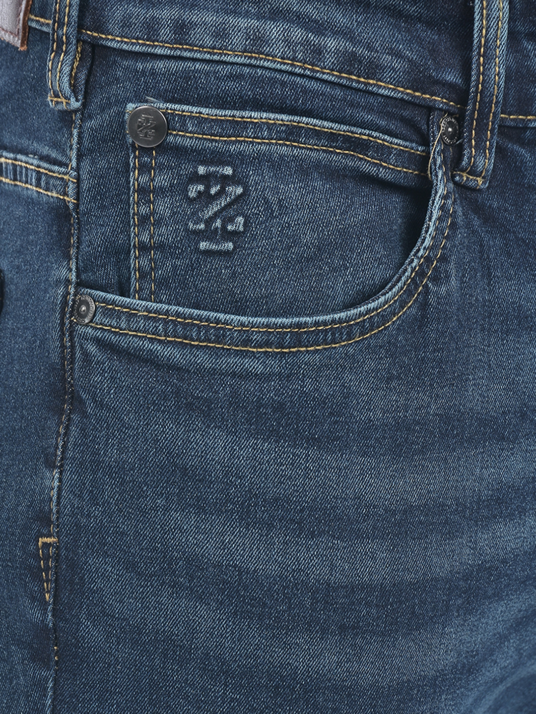 Izod Men's Faded Dark Blue Jeans