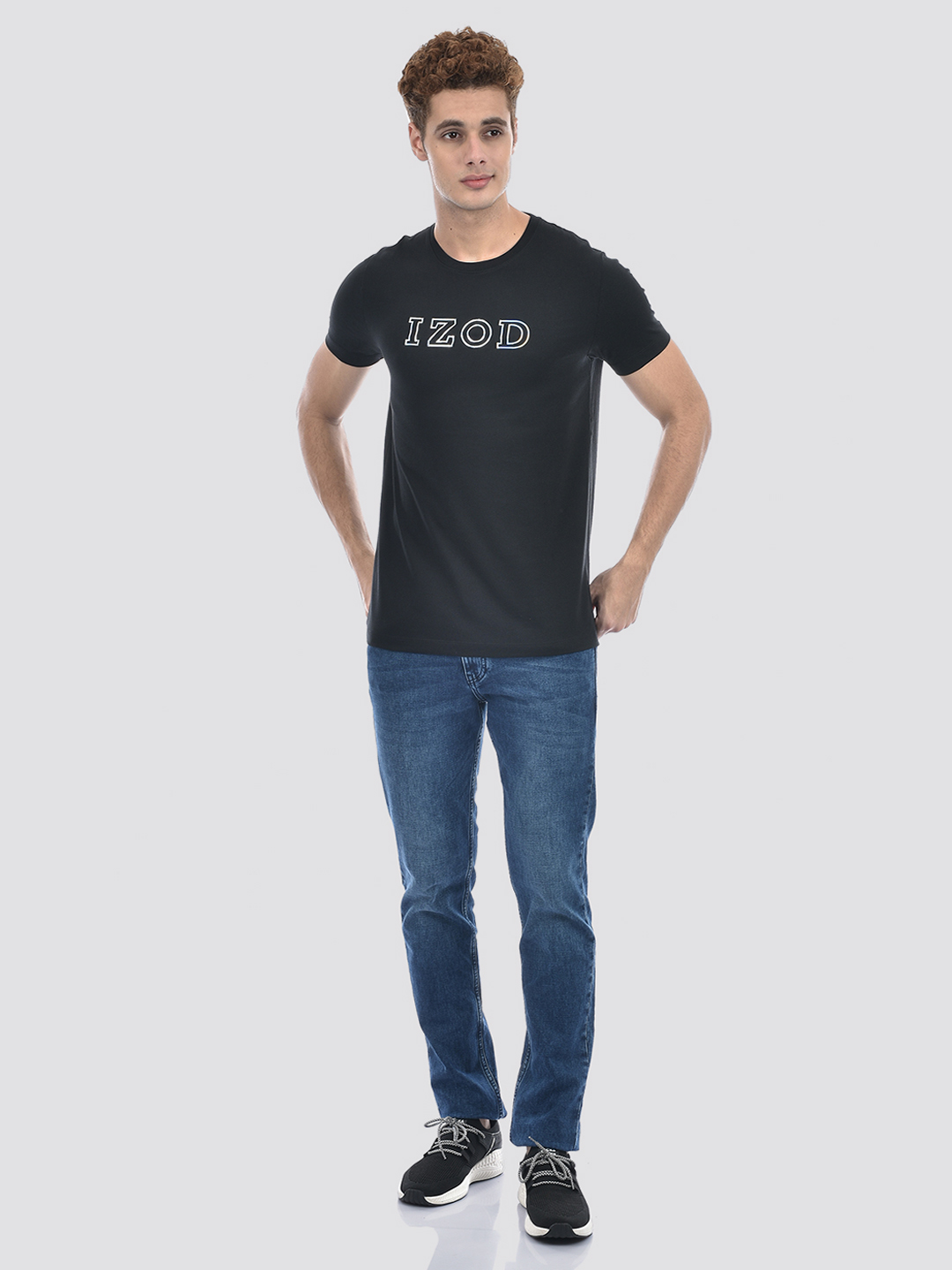 Izod Men's Applique Black Round Neck T-Shirt