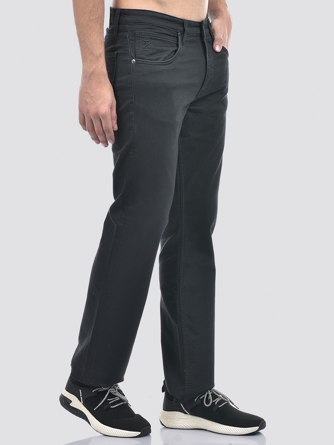 Izod Men's Solid Dark Grey Bootcut Jeans