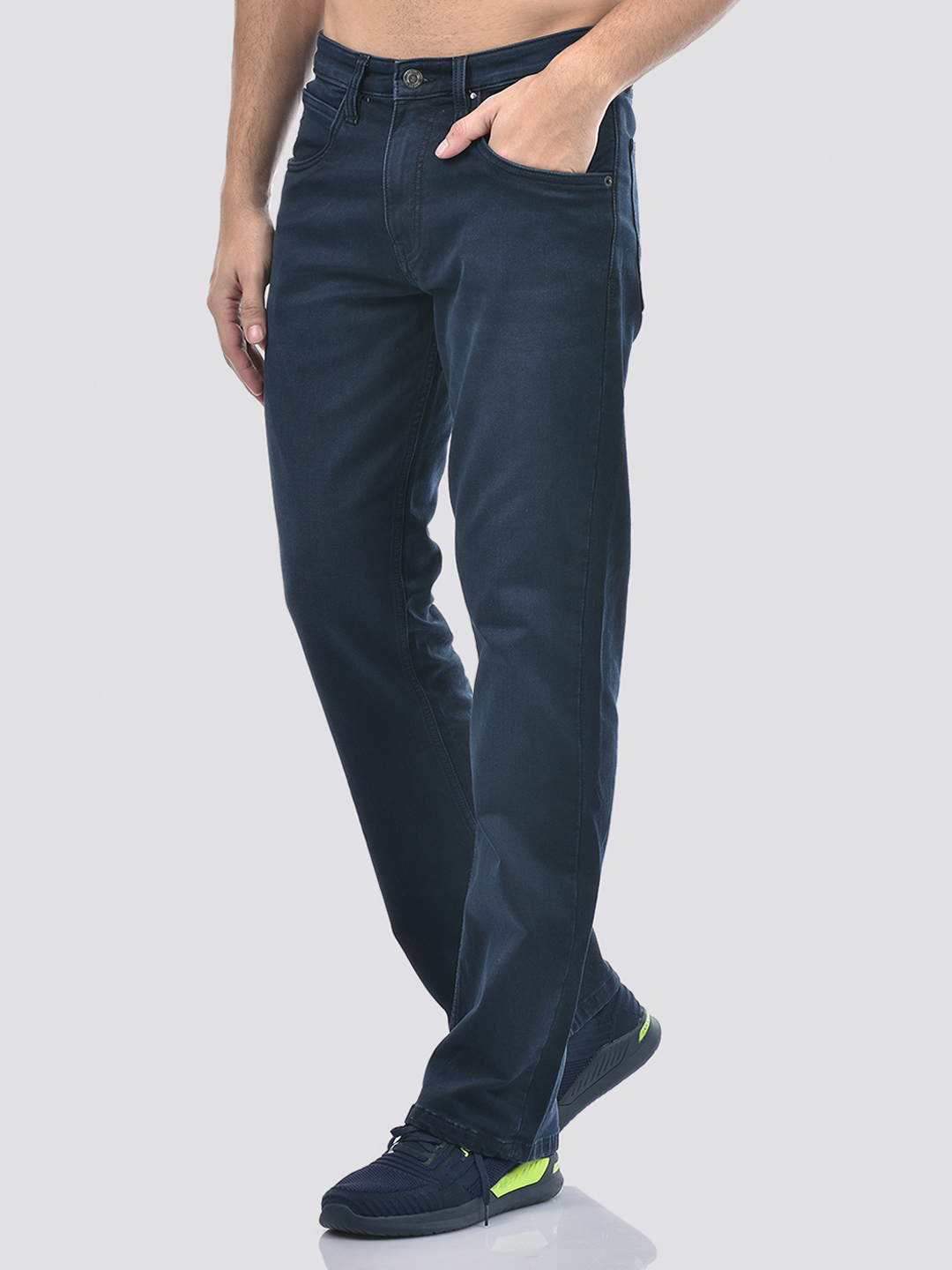 Izod Men's Solid Dark Blue Bootcut Jeans