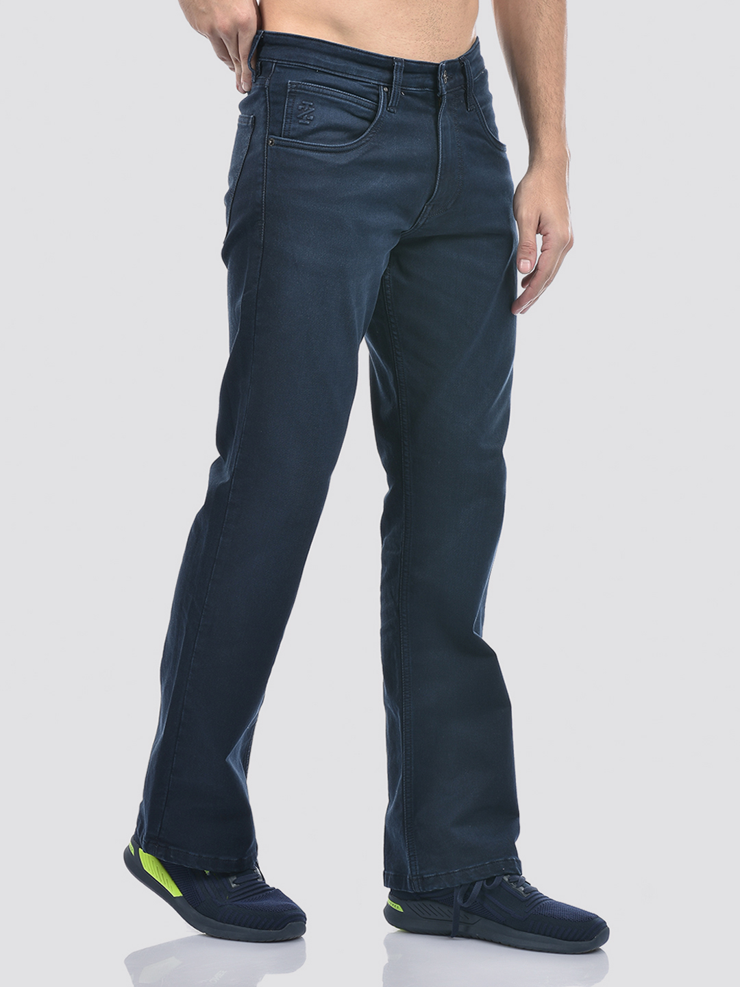 Izod Men's Solid Dark Blue Bootcut Jeans