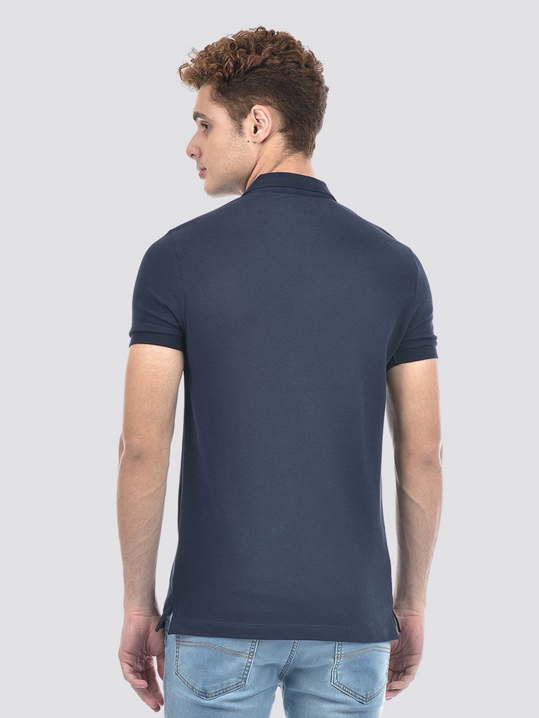 Izod Men's Color Block Navy Round Neck T-Shirt