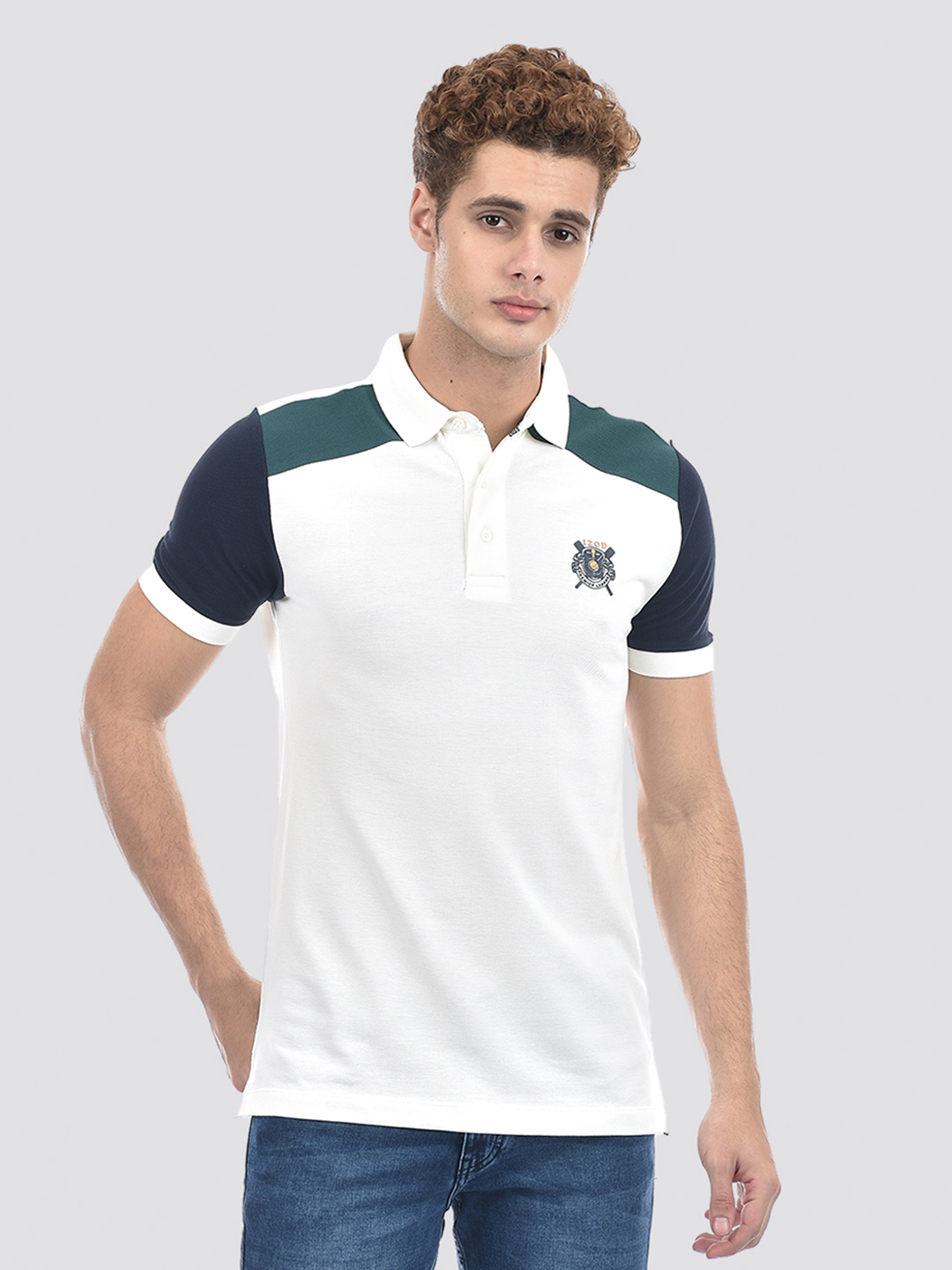 Izod Men's Color Block White Round Neck T-Shirt