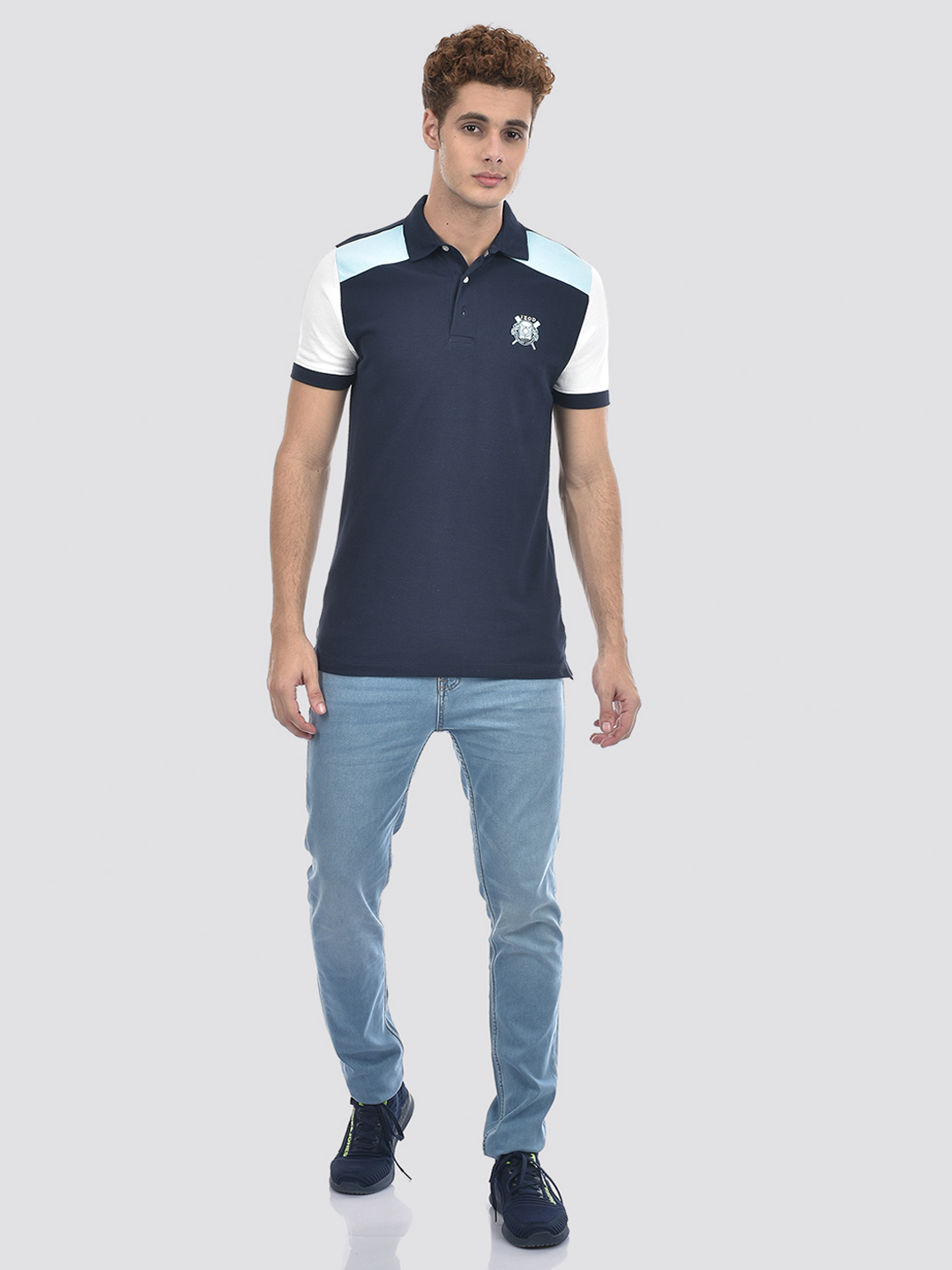 Izod Men's Color Block Navy Round Neck T-Shirt