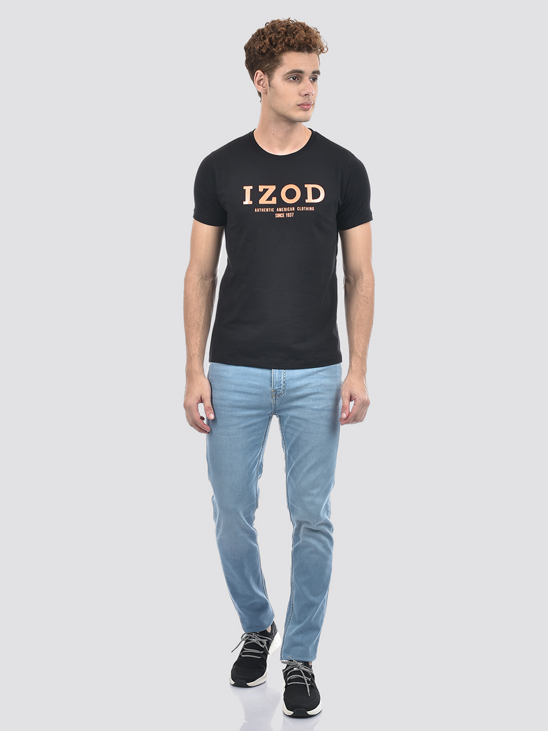 Izod Men's Applique Black Round Neck T-Shirt