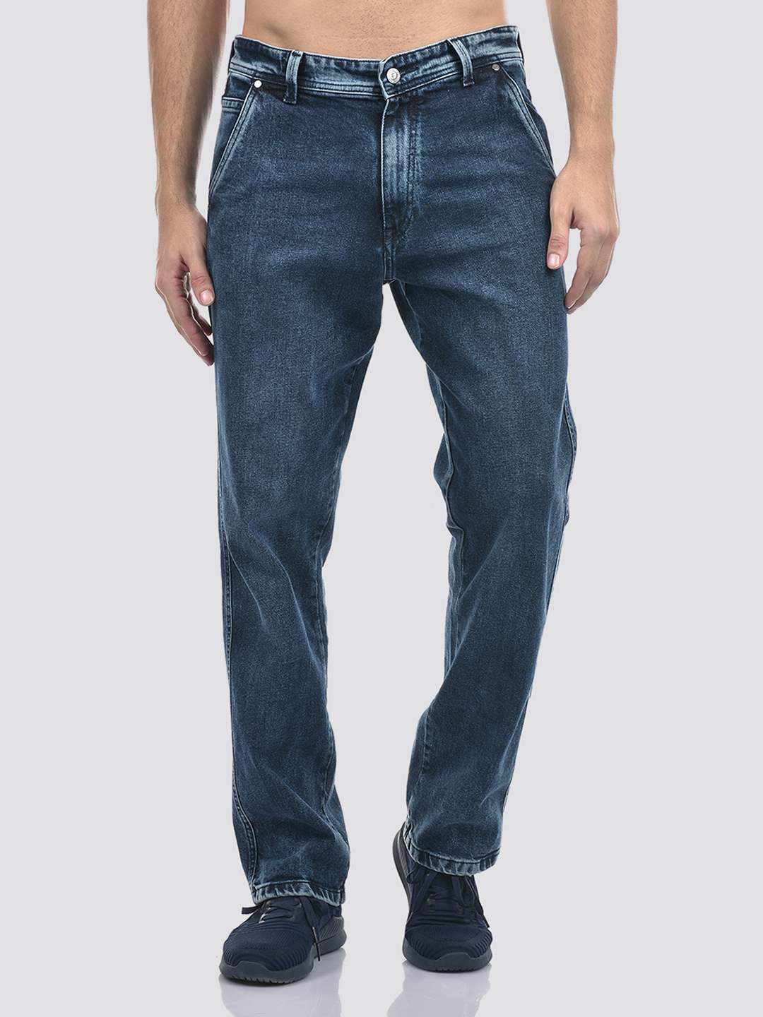 Izod Men's Solid Blue Jeans