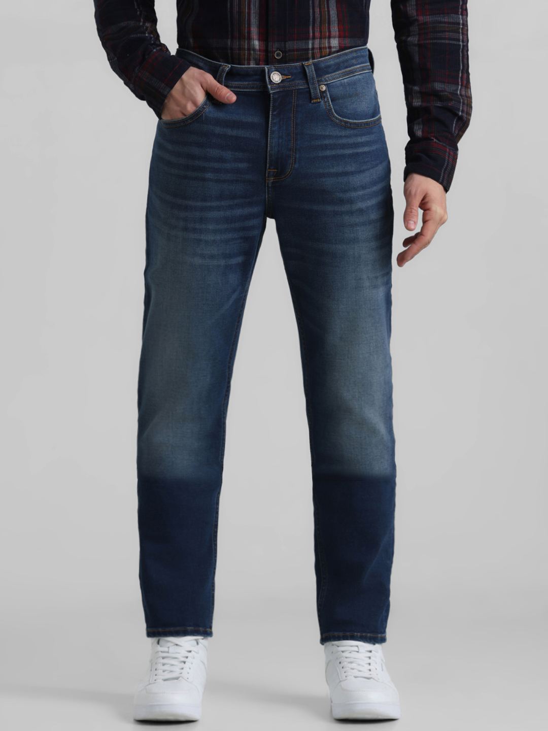 Jack & Jones Men Solid Blue Jeans