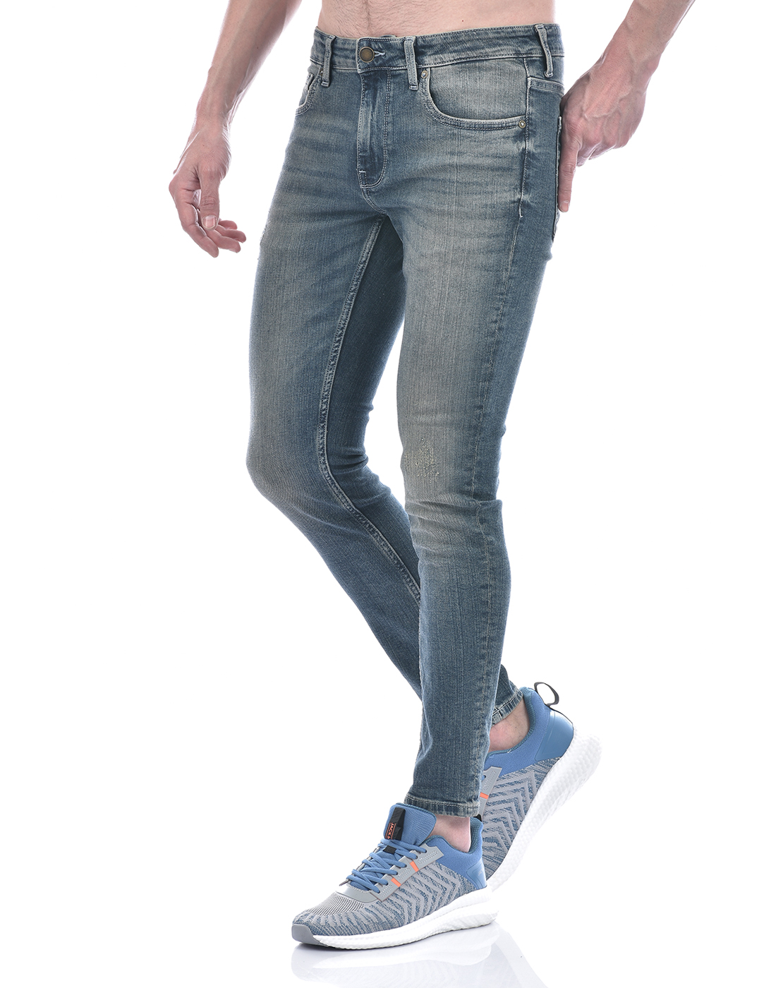Jack & Jones Men Solid Light Blue Jeans