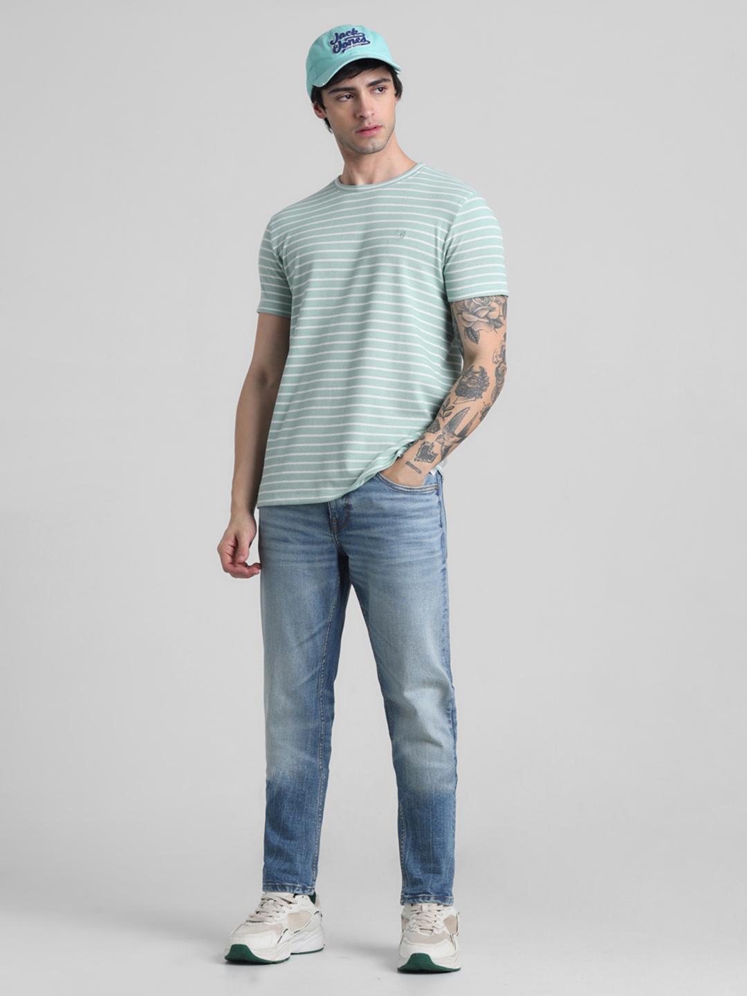 Jack & Jones Men Solid Blue Jeans