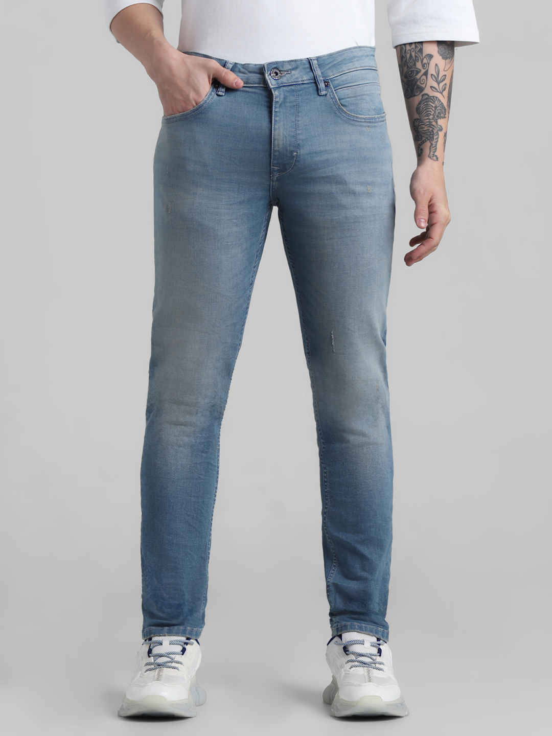 Jack & Jones Men Solid Blue Jeans