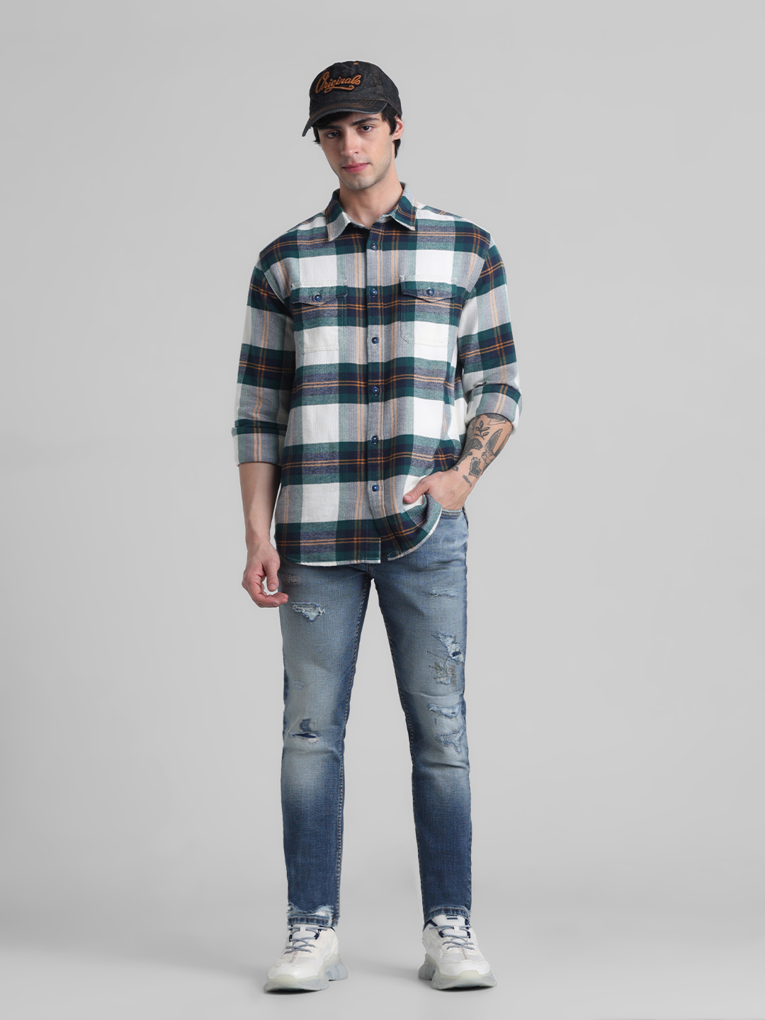 Jack & Jones Men Solid Blue Jeans