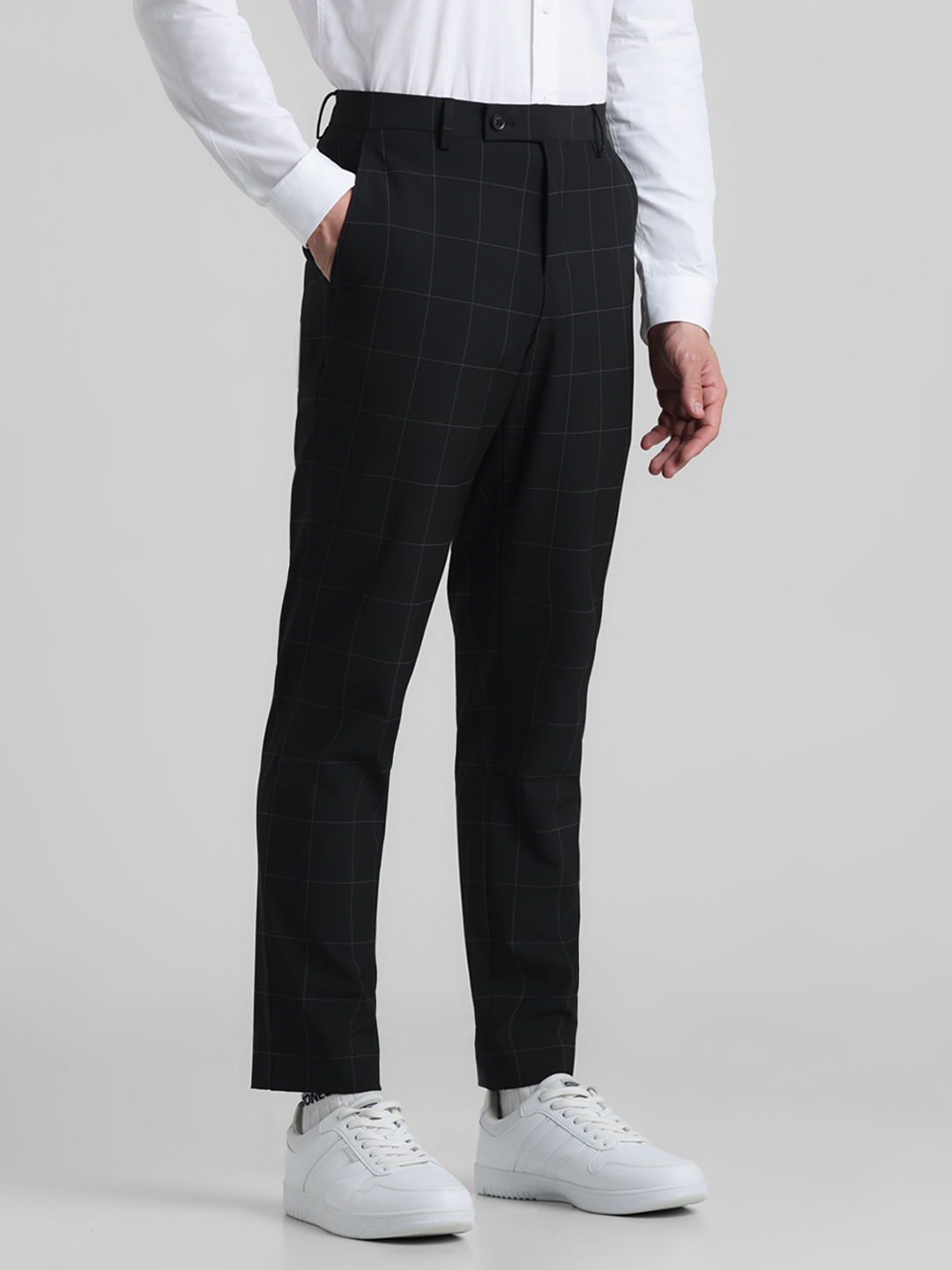 Jack & Jones Men Checkered Black Trousers