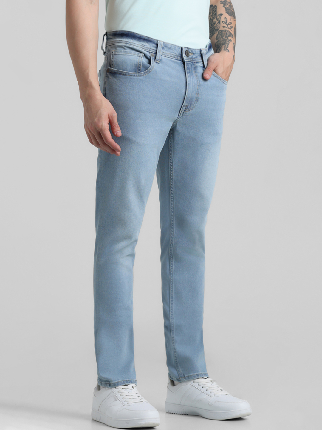 Jack & Jones Men Solid Light Blue Jeans