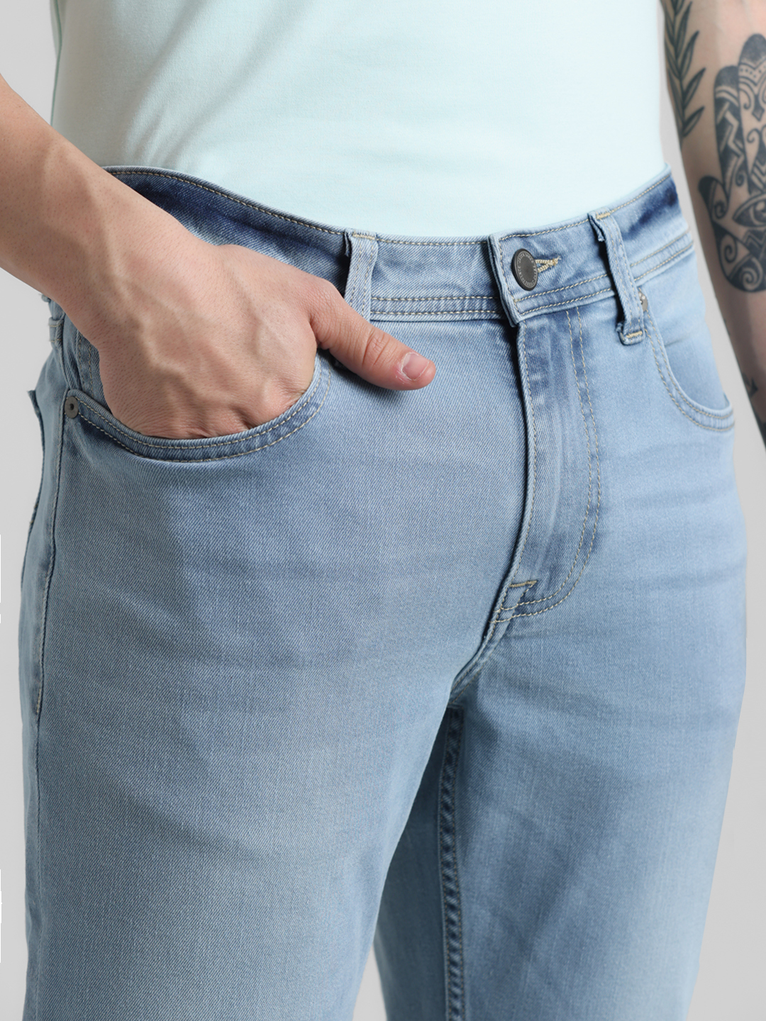 Jack & Jones Men Solid Light Blue Jeans