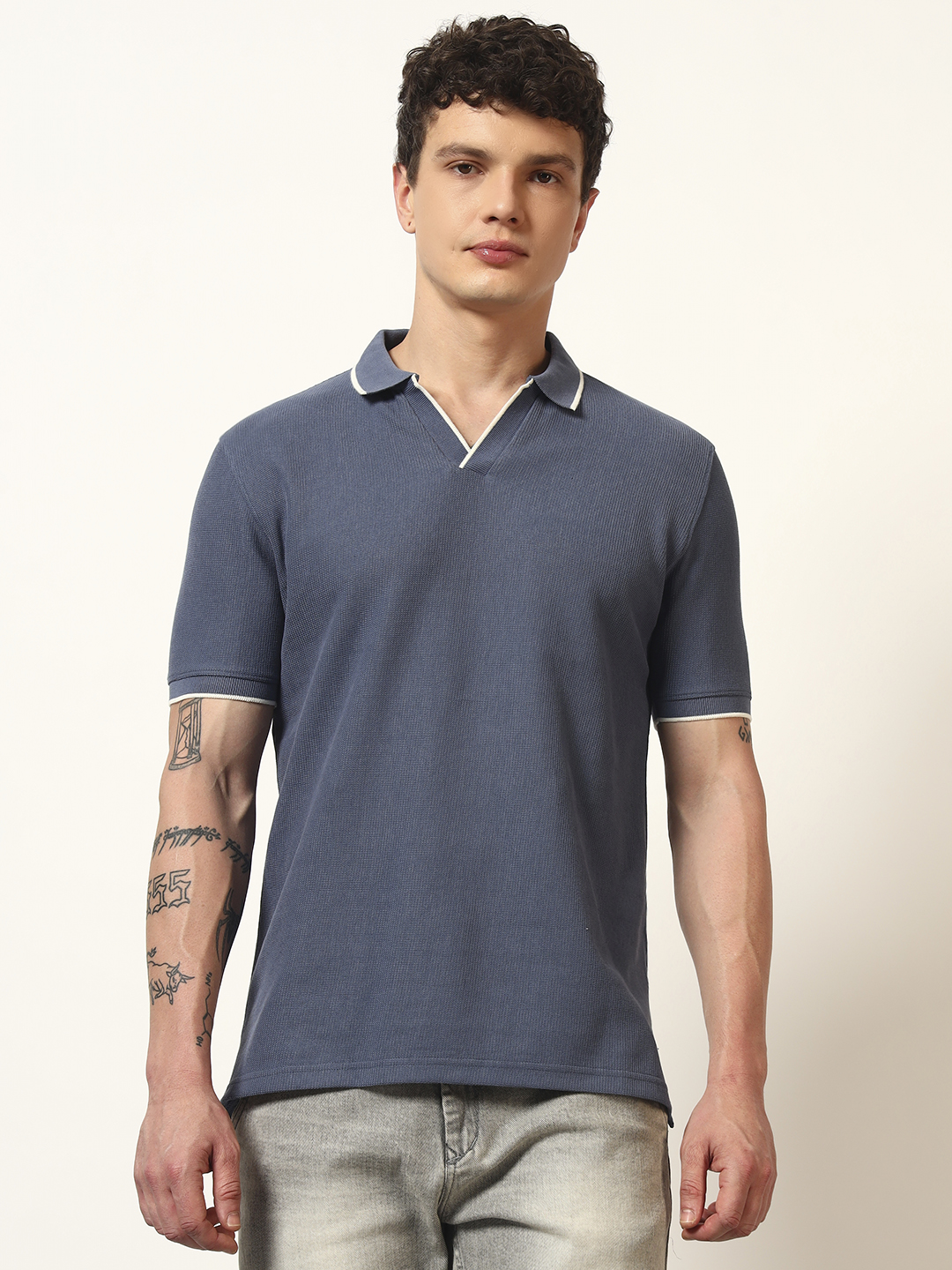 Oneway Men Solid Regular Fit Grey Tshirt