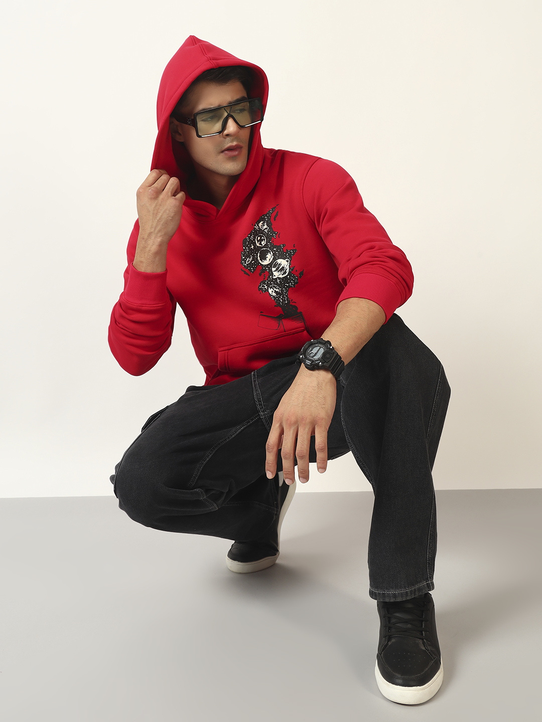 Oneway Men Graphic Print Red Hooded Sweatshirt