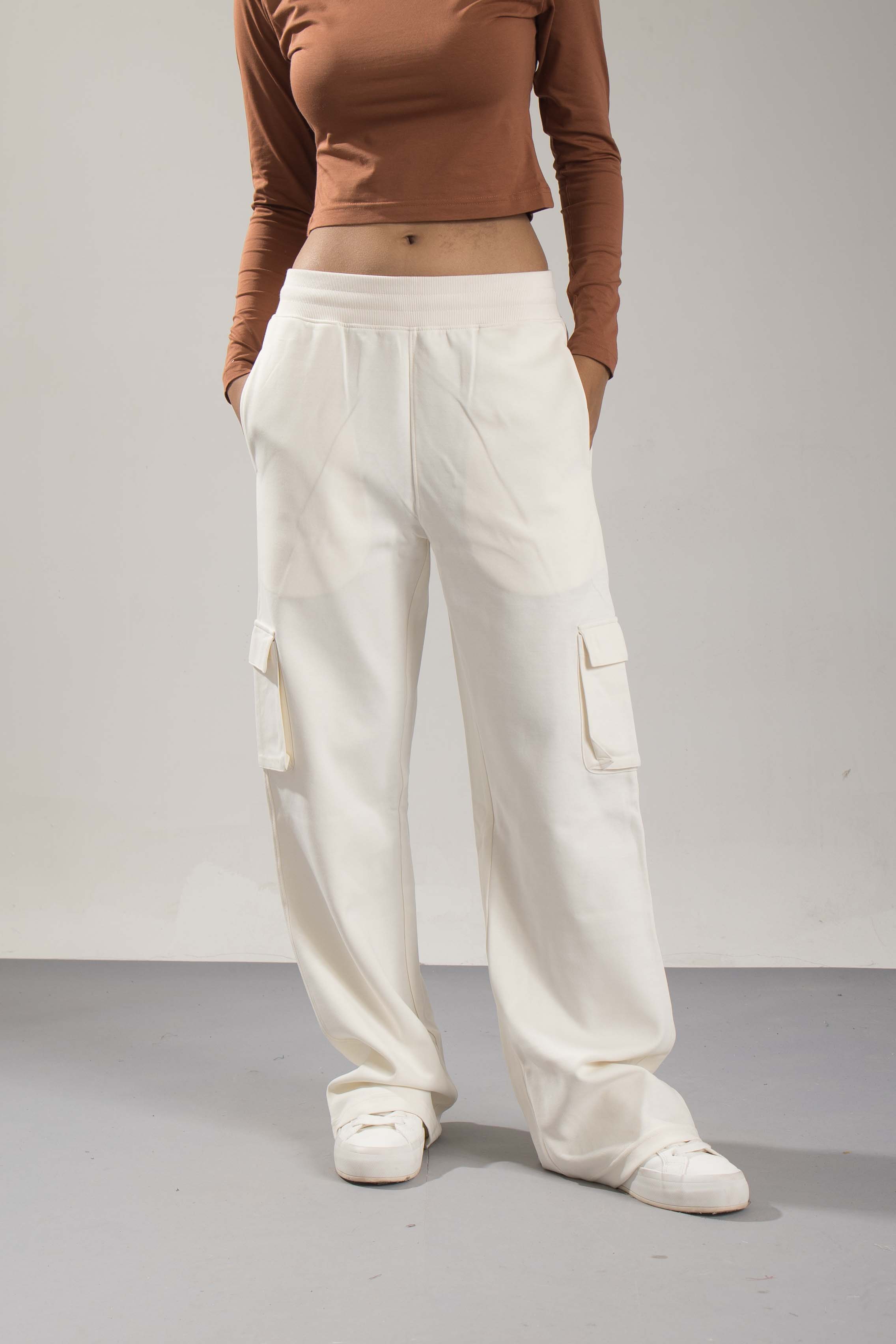 Oneway Women Solid Off White Cargo Pants
