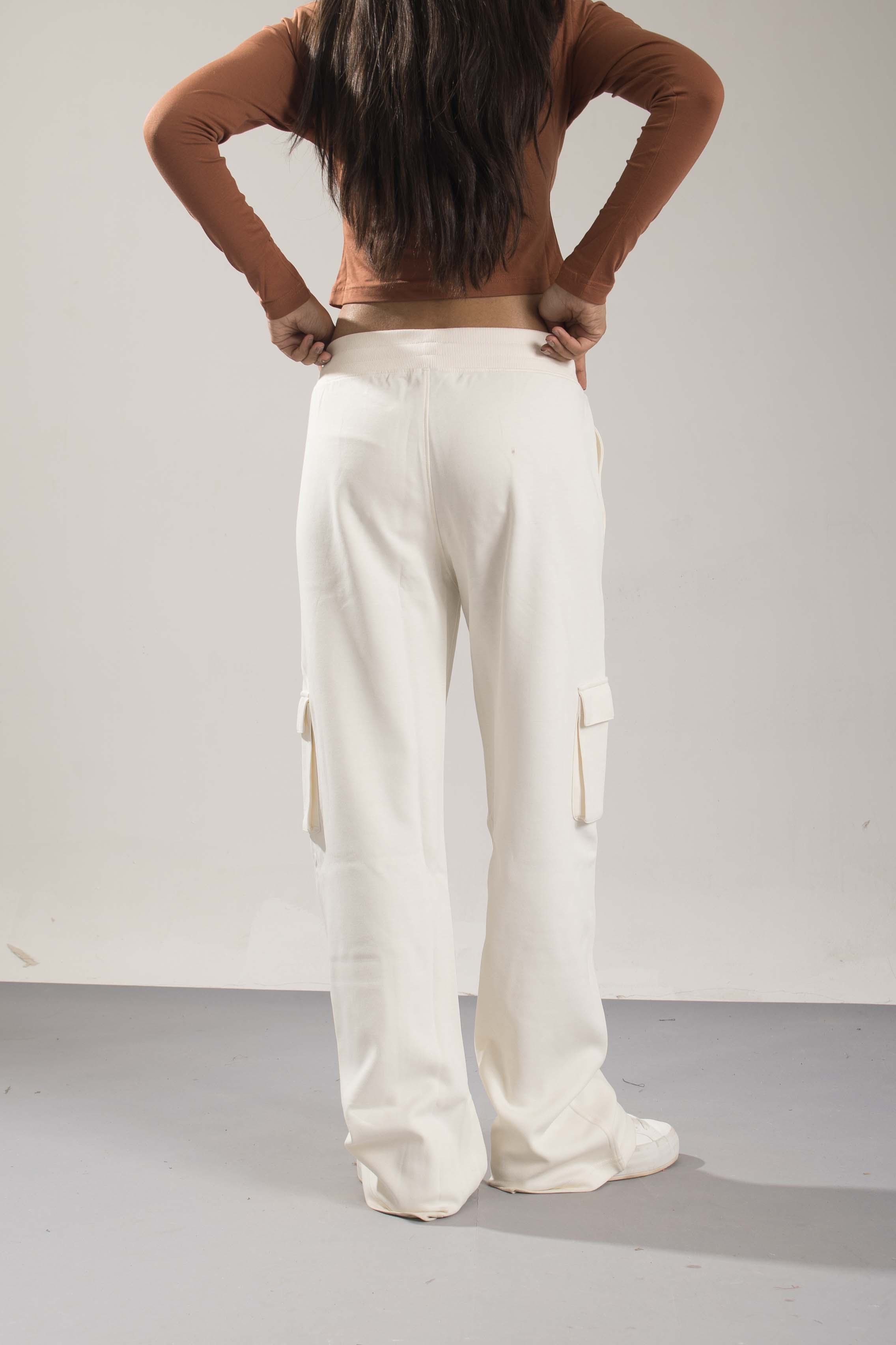 Oneway Women Solid Off White Cargo Pants