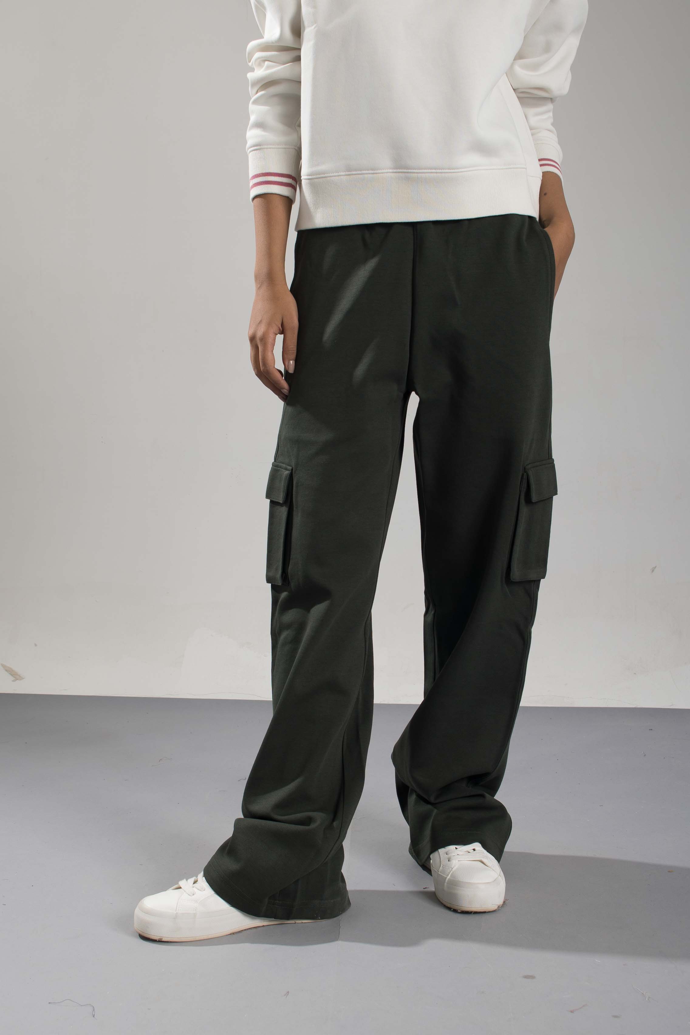 Oneway Women Solid Olive Cargo Pants