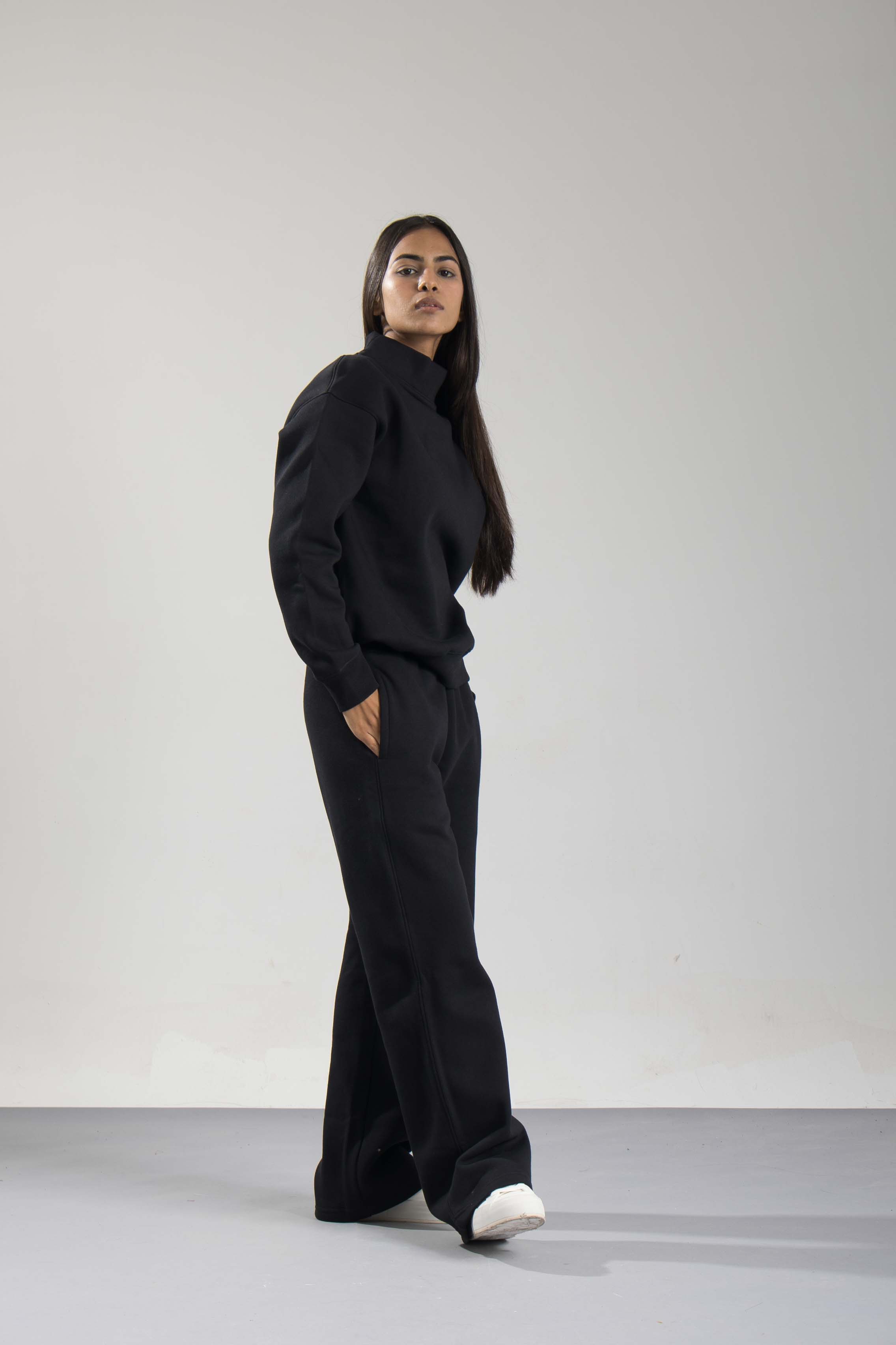 Oneway Women Solid Black Track Suit