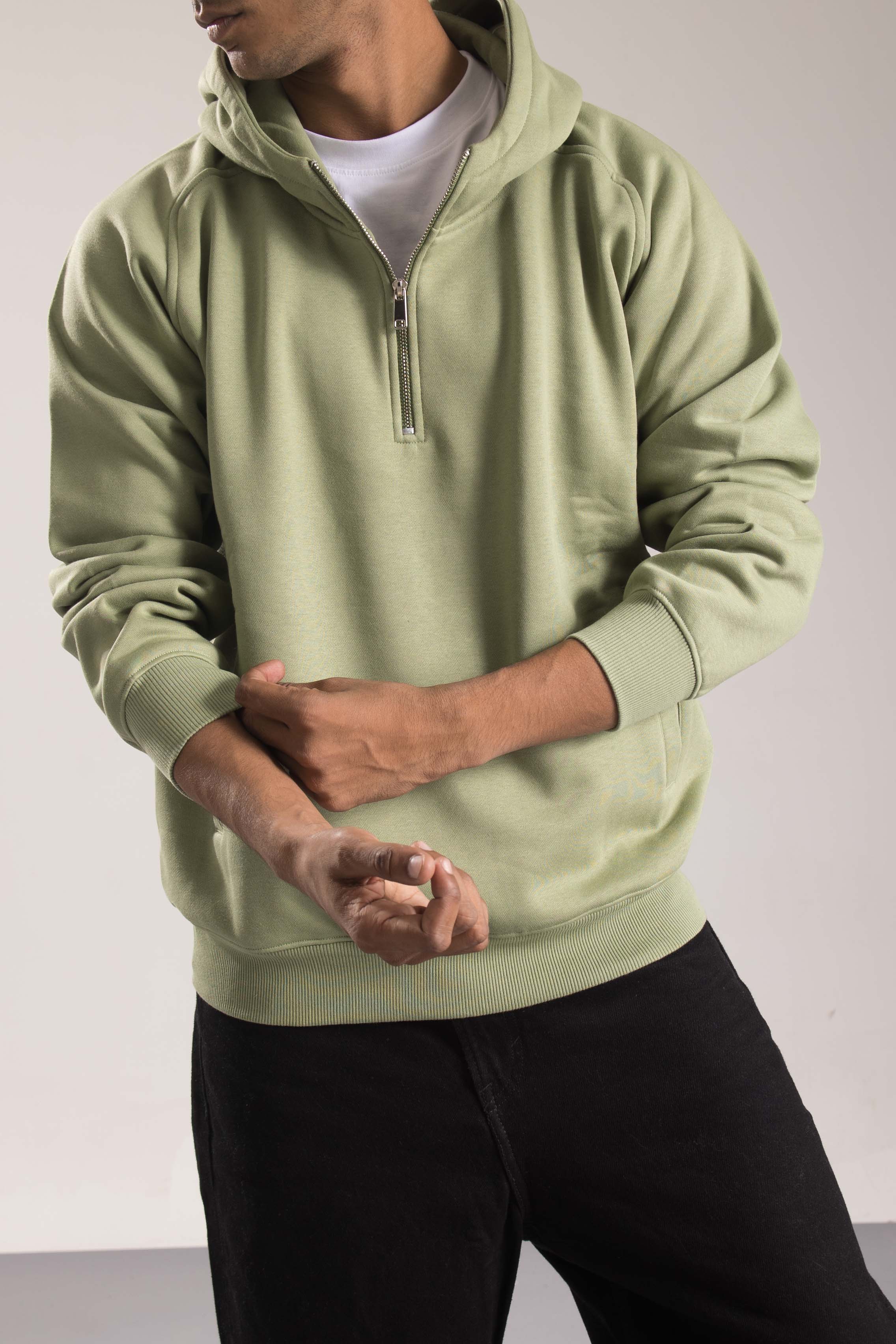 Oneway Men Solid Green Sweat Shirt
