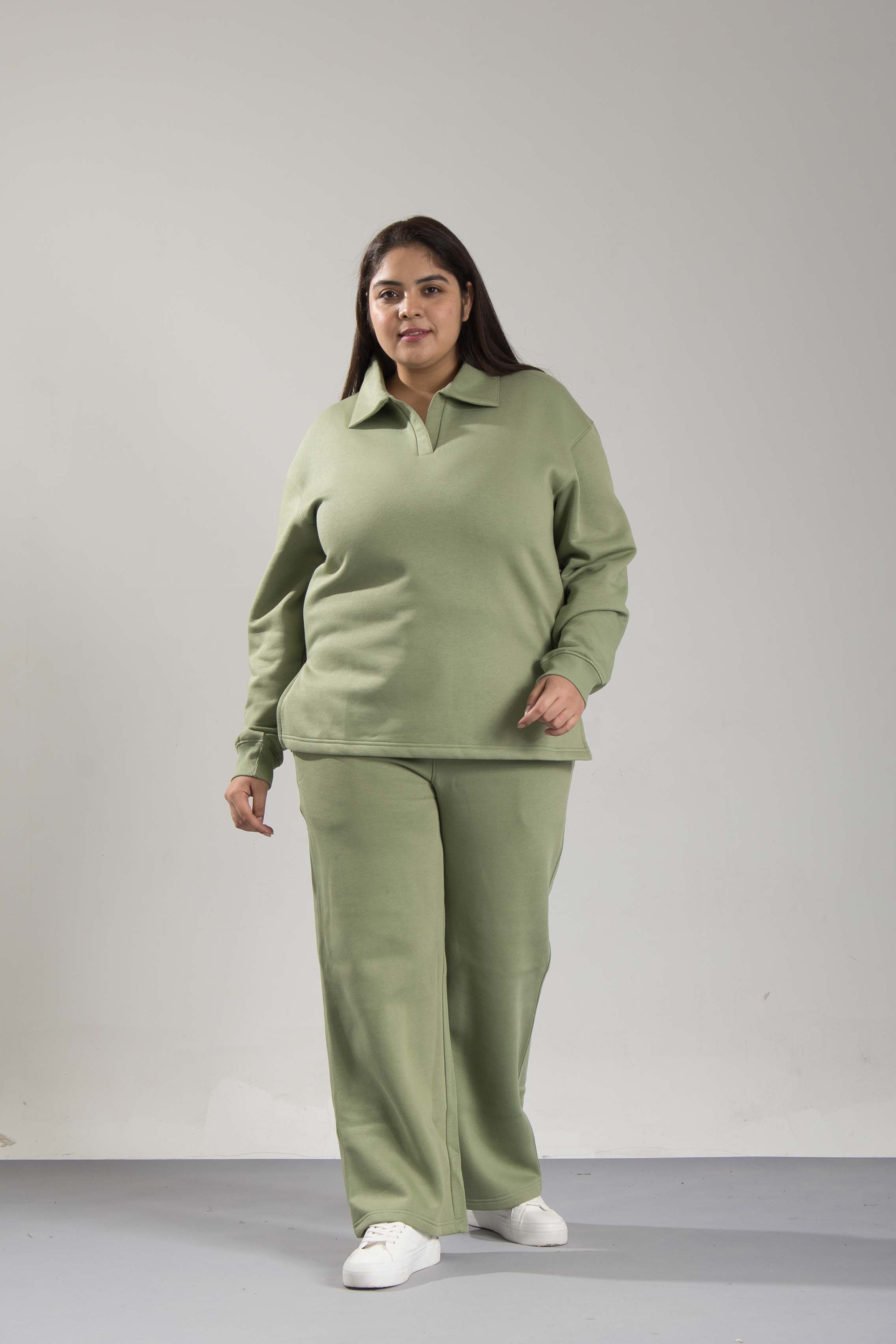 Oneway Women Solid Green Track Suit