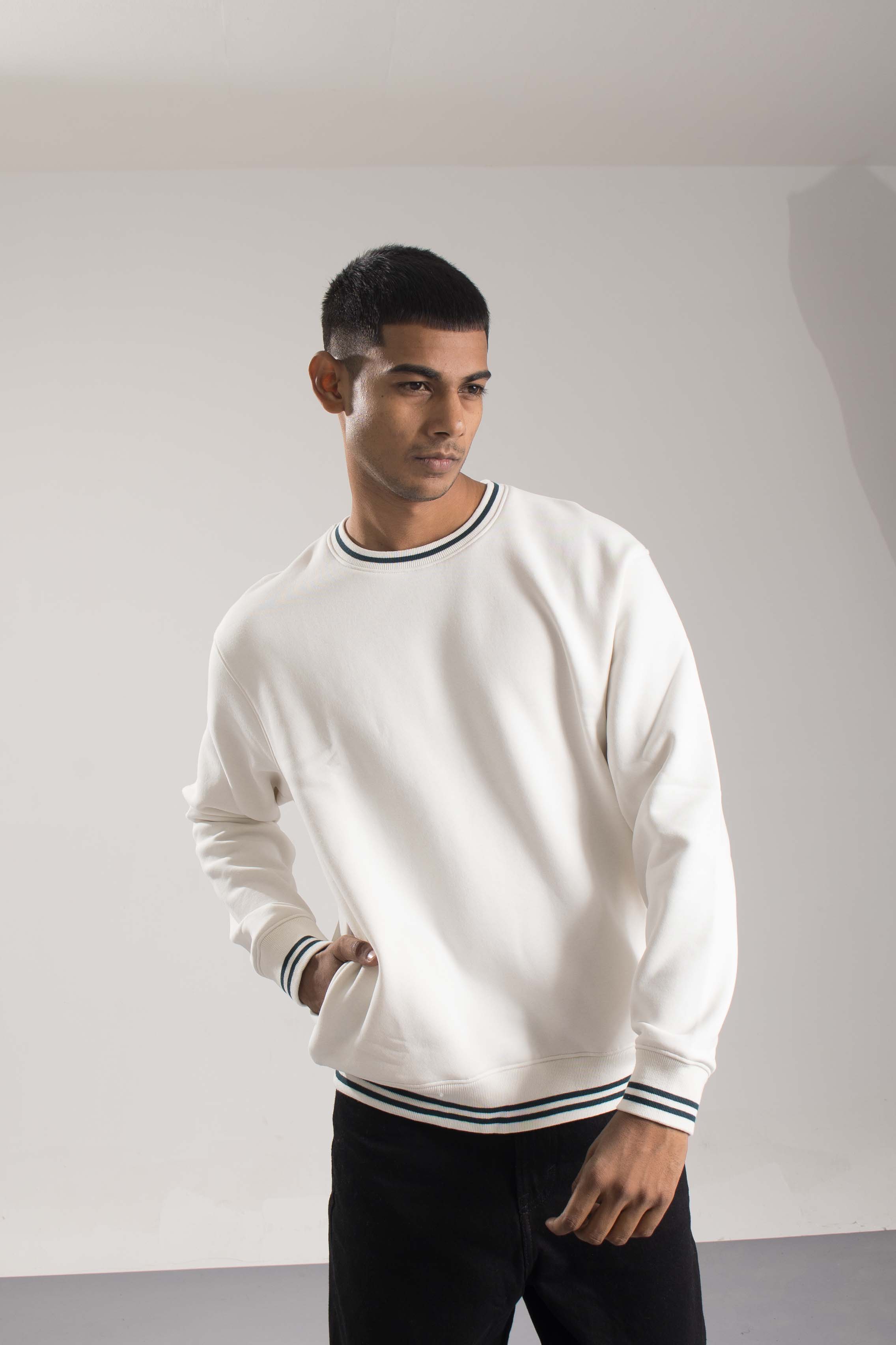 Oneway Men Solid Off White Sweat Shirt