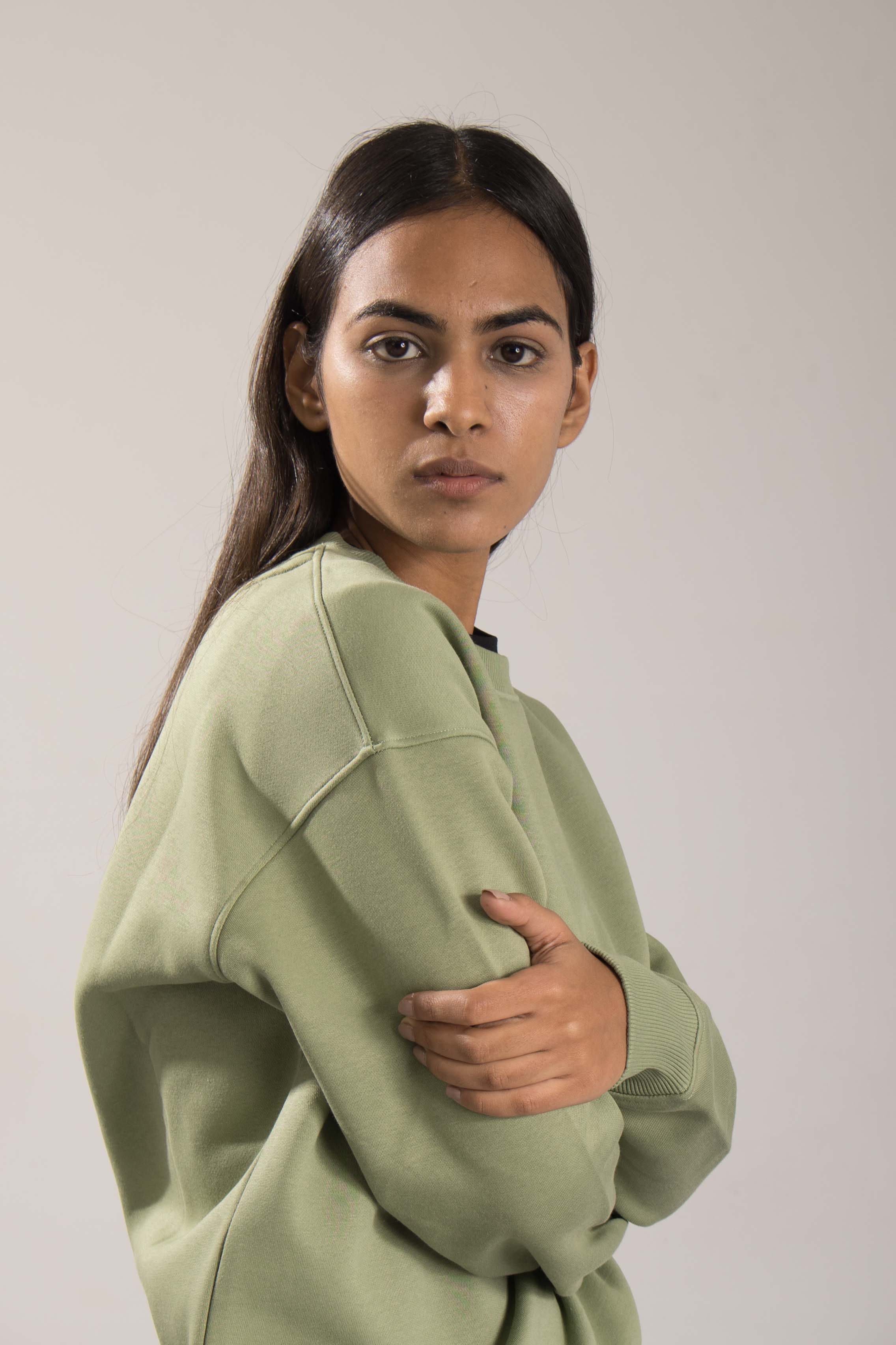 Oneway Women Solid Green Sweat Shirt