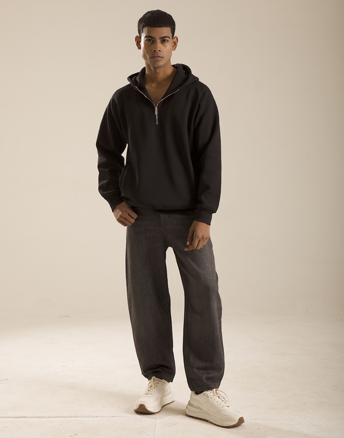 Oneway Men Solid Black Sweat Shirt