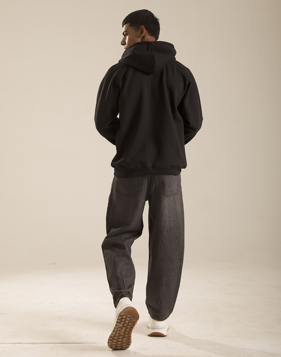 Oneway Men Solid Black Sweat Shirt