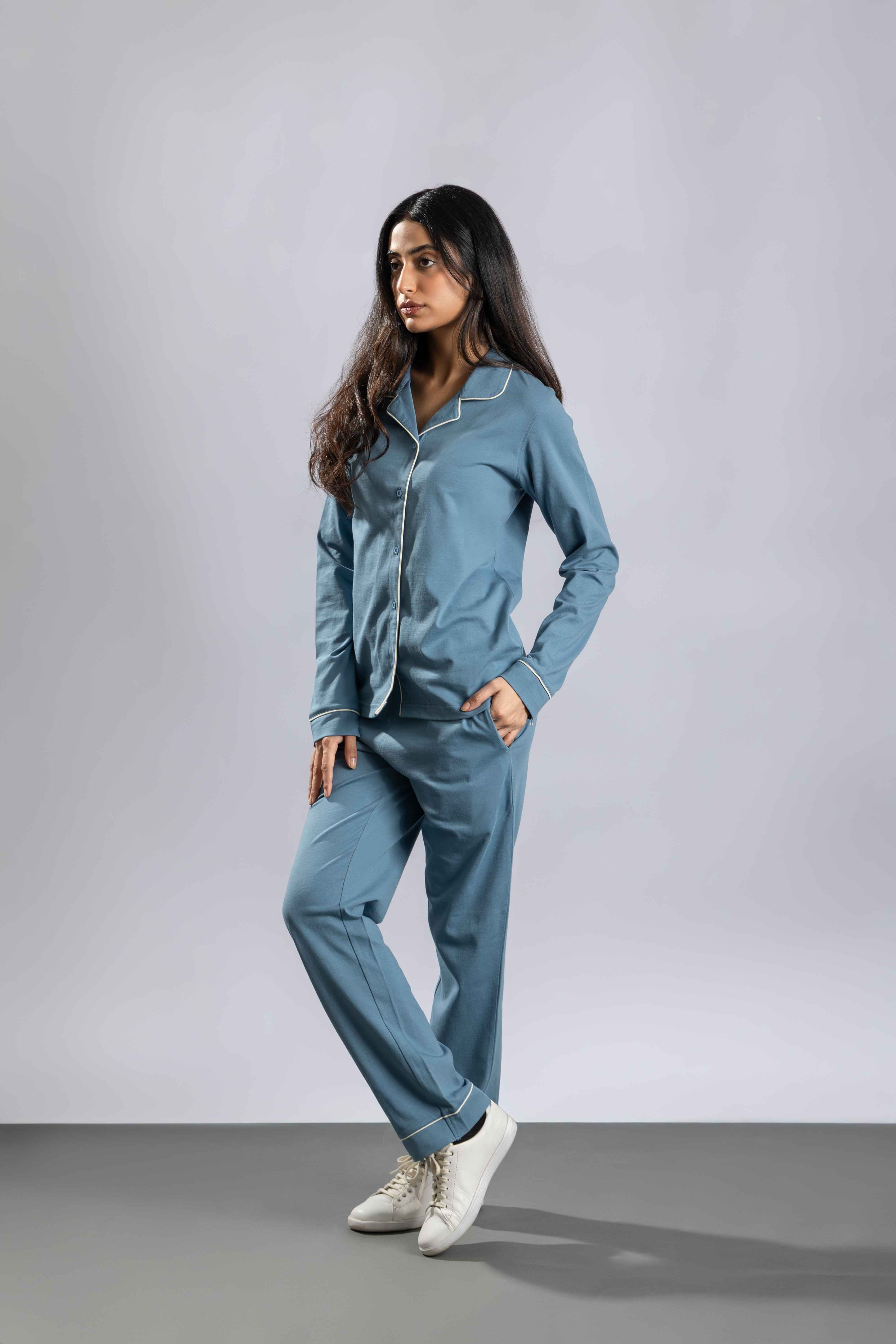 Oneway Women Solid Lapel Collar 1 Shirt, 1 Pyjama :: Night Suit Set