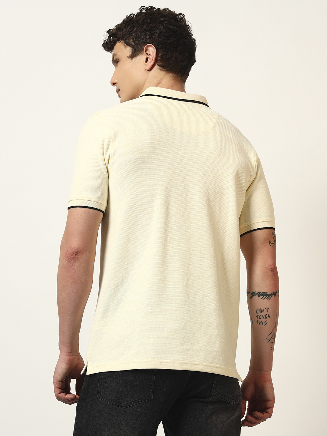 Oneway Men Solid Regular Fit Butter Tshirt