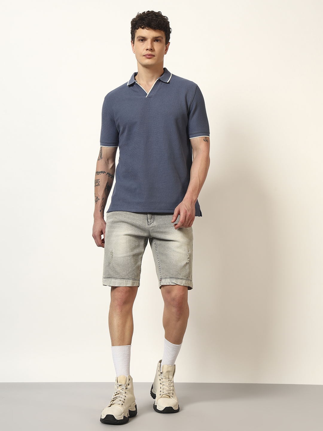 Oneway Men Solid Regular Fit Grey Tshirt