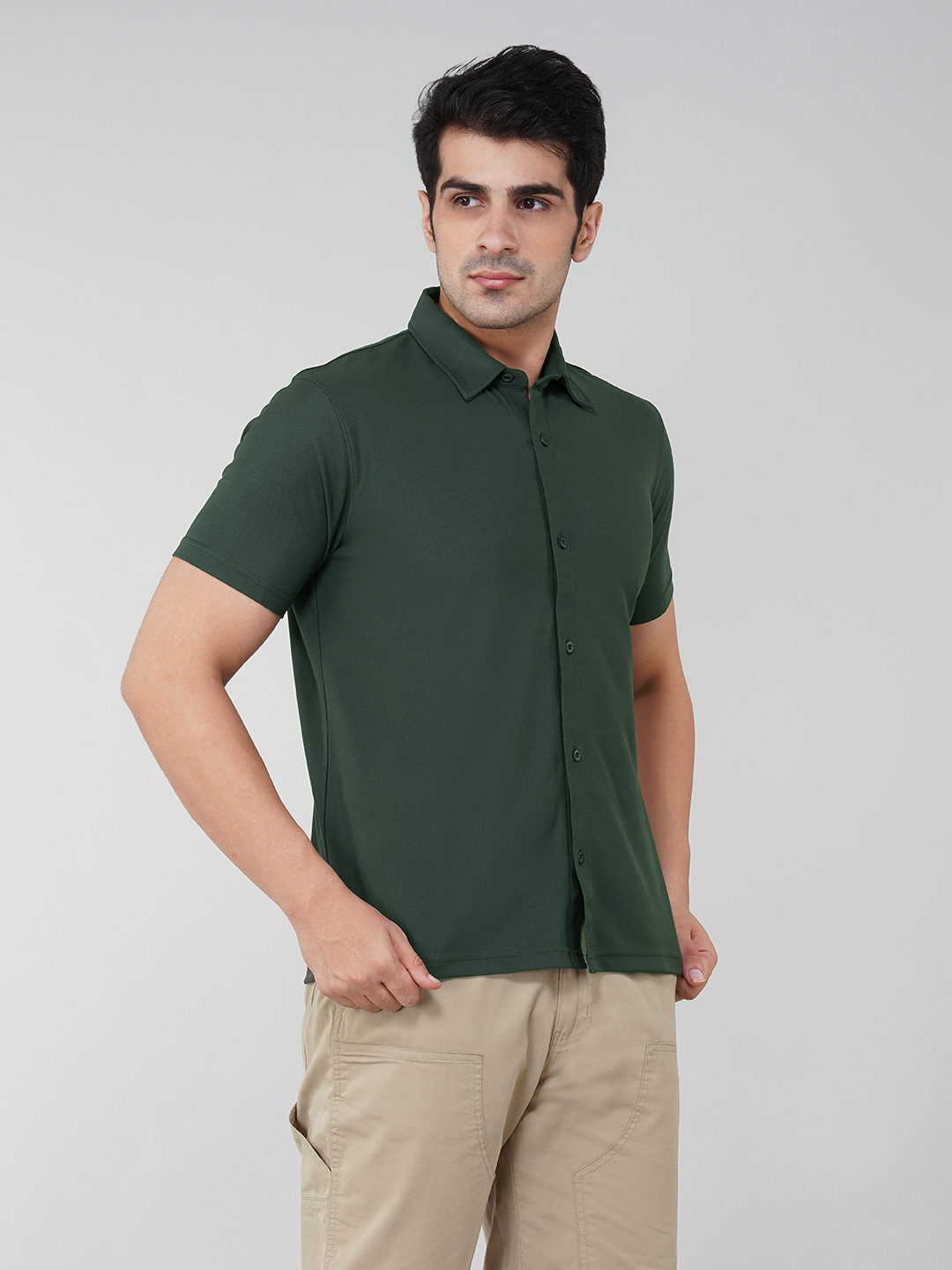 Oneway Men Solid Green Shirt