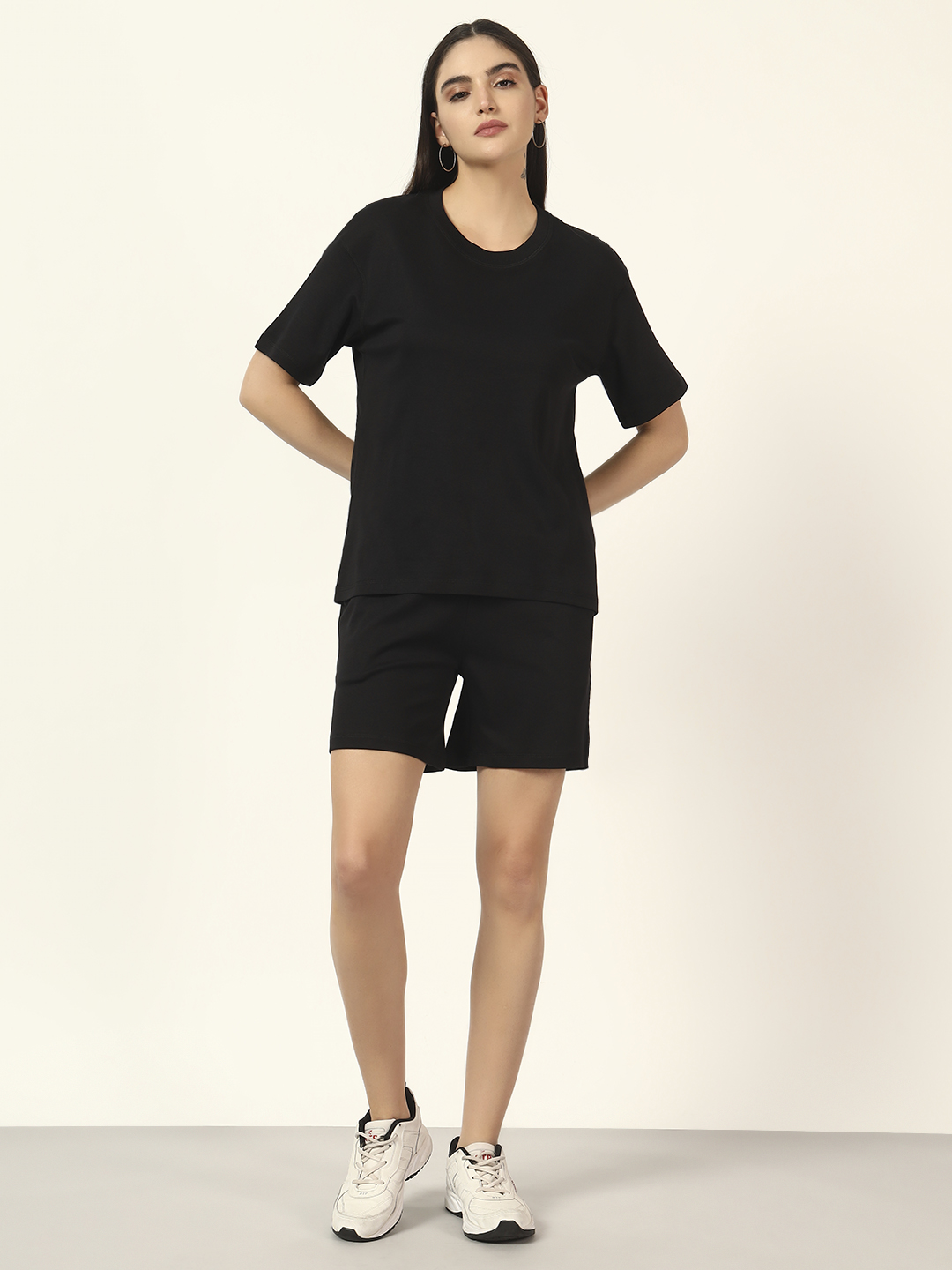 Oneway Women Solid Black 1 Tshirt, 1 Shorts :: Co-Ords Set