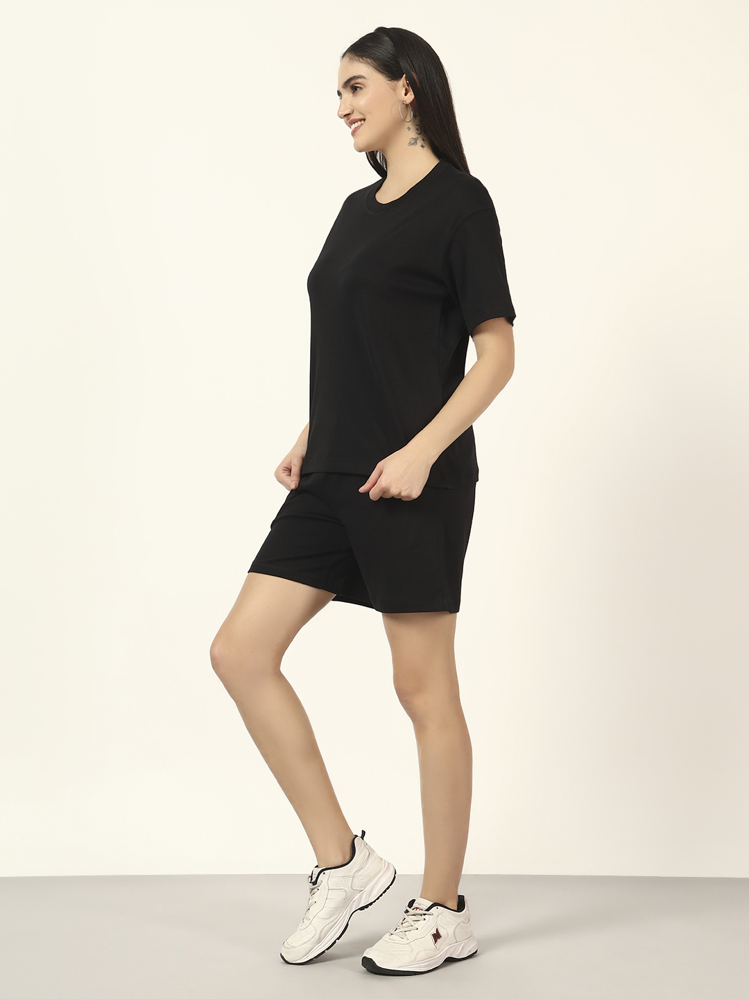 Oneway Women Solid Black 1 Tshirt, 1 Shorts :: Co-Ords Set