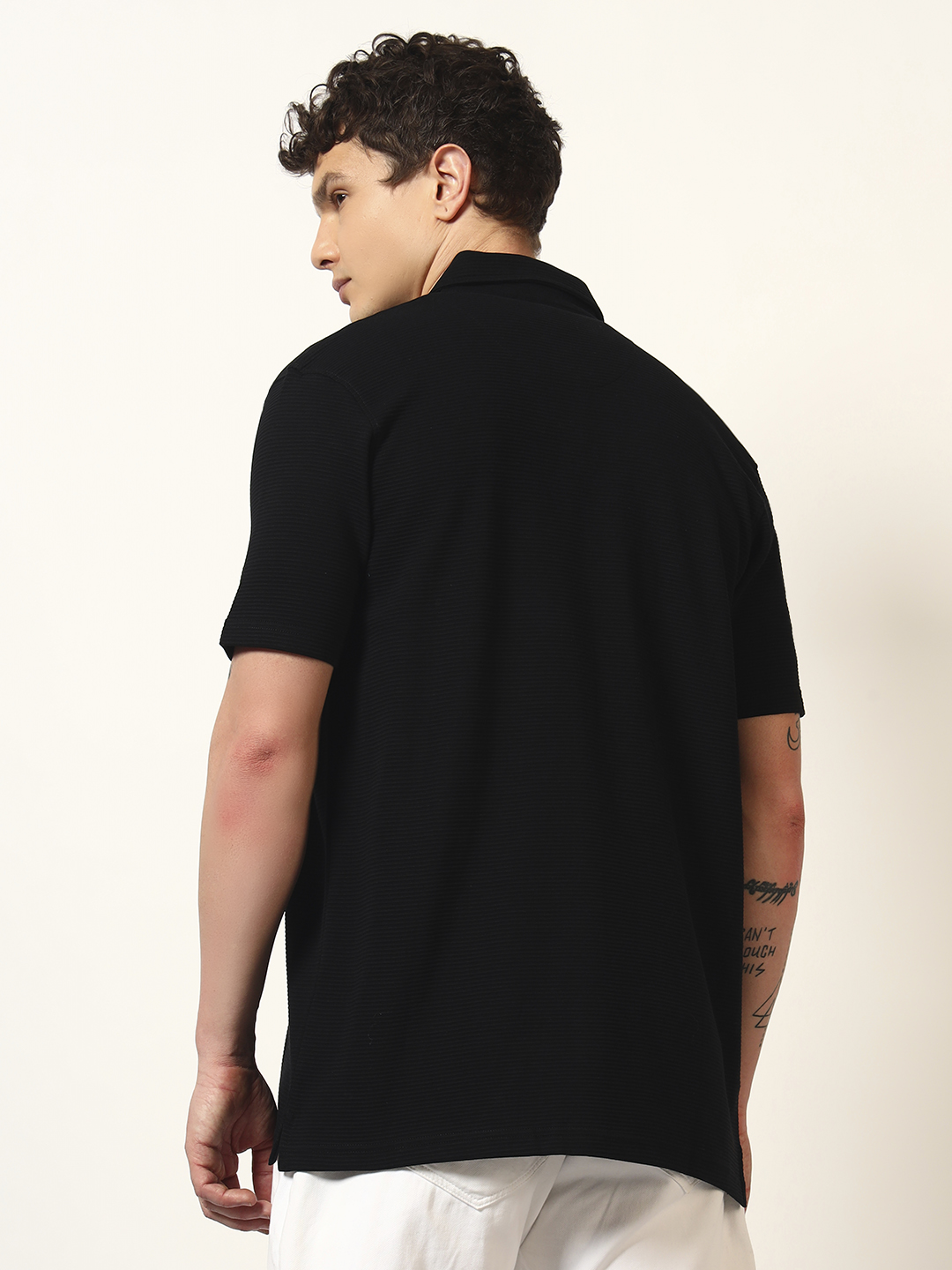 Oneway Men Solid Loose Fit Black Shirt