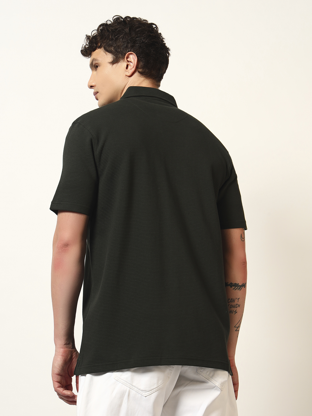 Oneway Men Solid Loose Fit Green Shirt