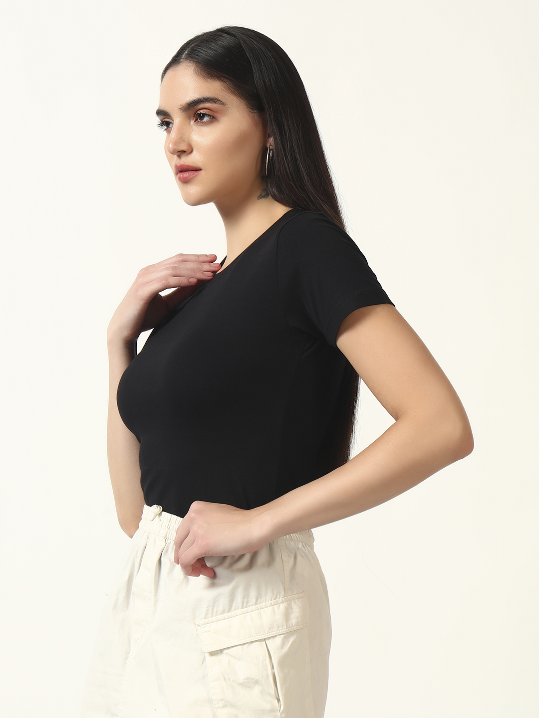 Oneway Women Solid Slim-Fit T-shirt