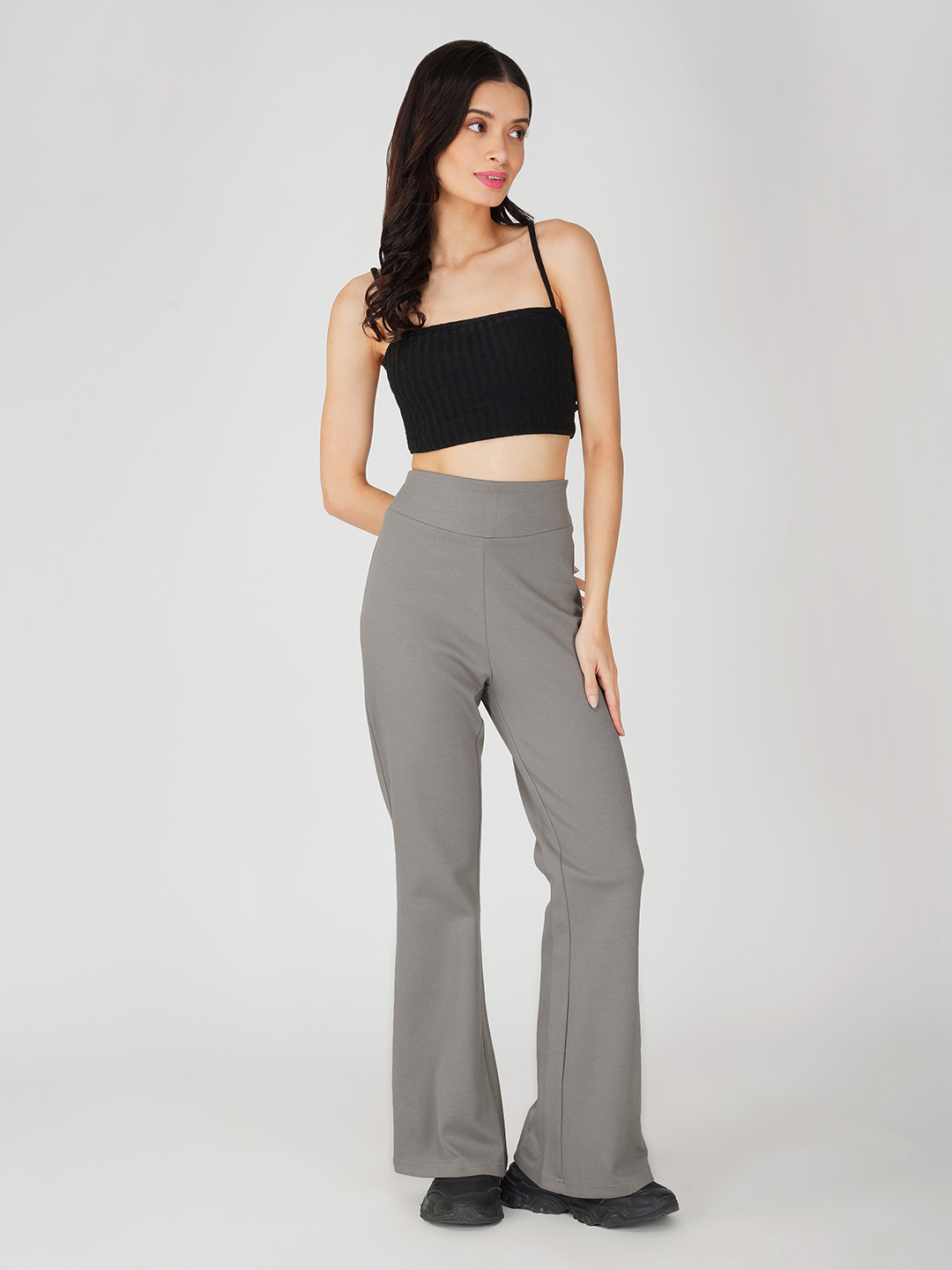 Oneway Women Solid Grey Trousers