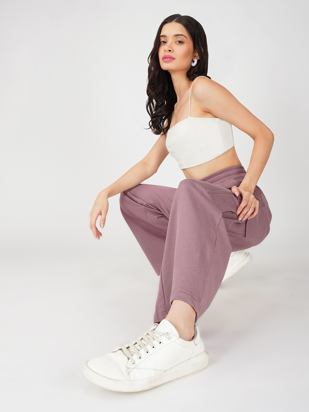 Oneway Women Solid Purple Trousers