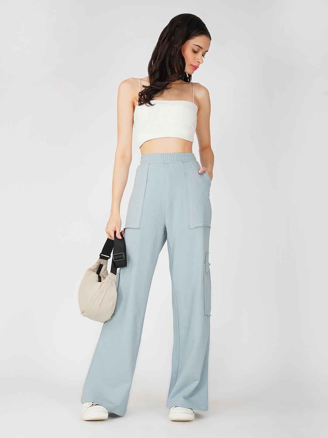 Oneway Women Solid Blue Trousers