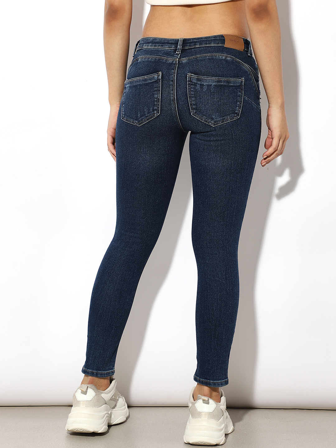 ONLY Women Solid Blue Jeans