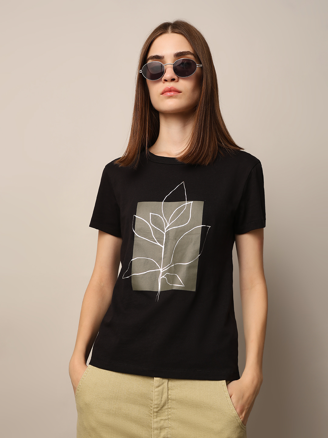 ONLY Women Graphic Print Black T-Shirt