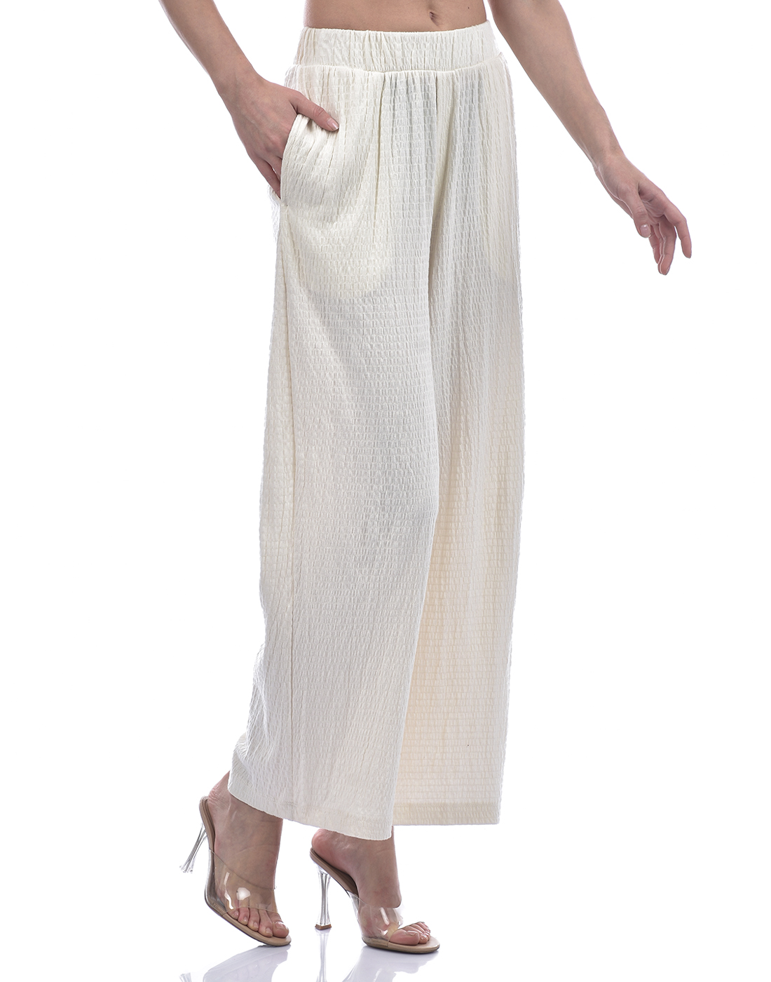 ONLY Women Solid Off White Trousers