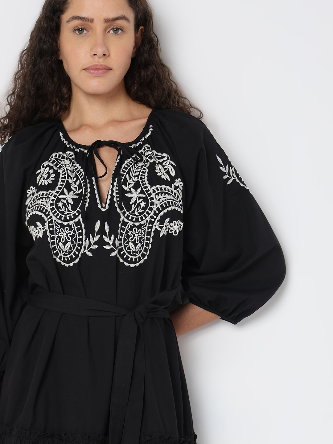 Vero Moda Women Embroidered Black Dresses